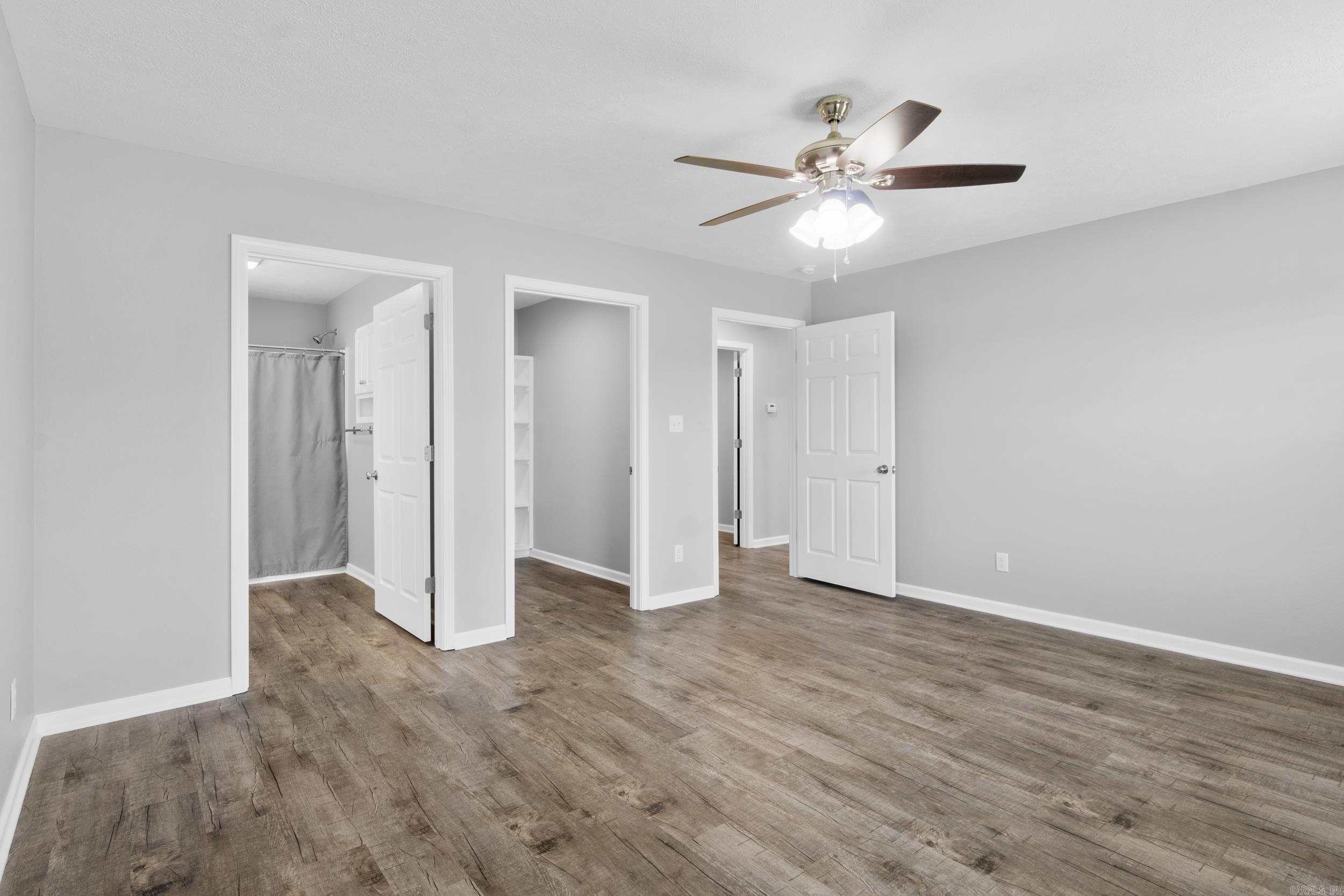 BAKER'S FIELD - Residential