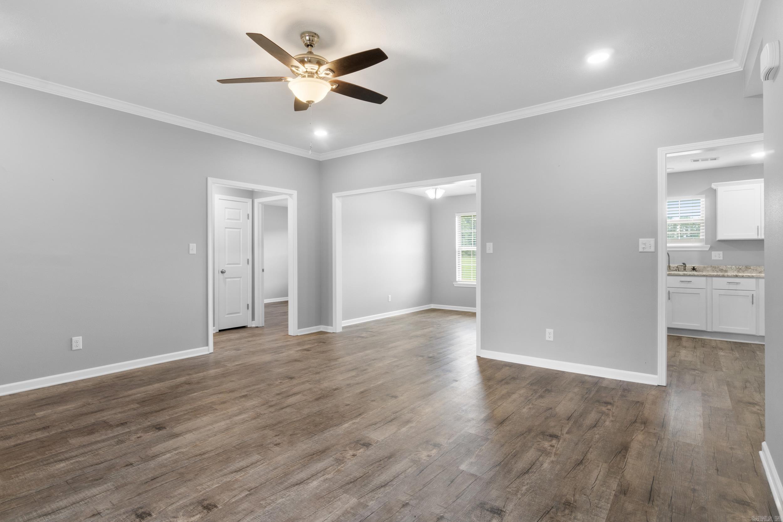 BAKER'S FIELD - Residential