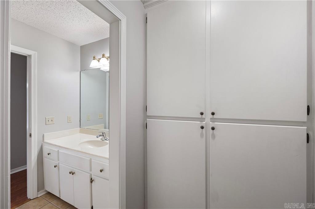 CANTERBURY HEIGHTS - Residential