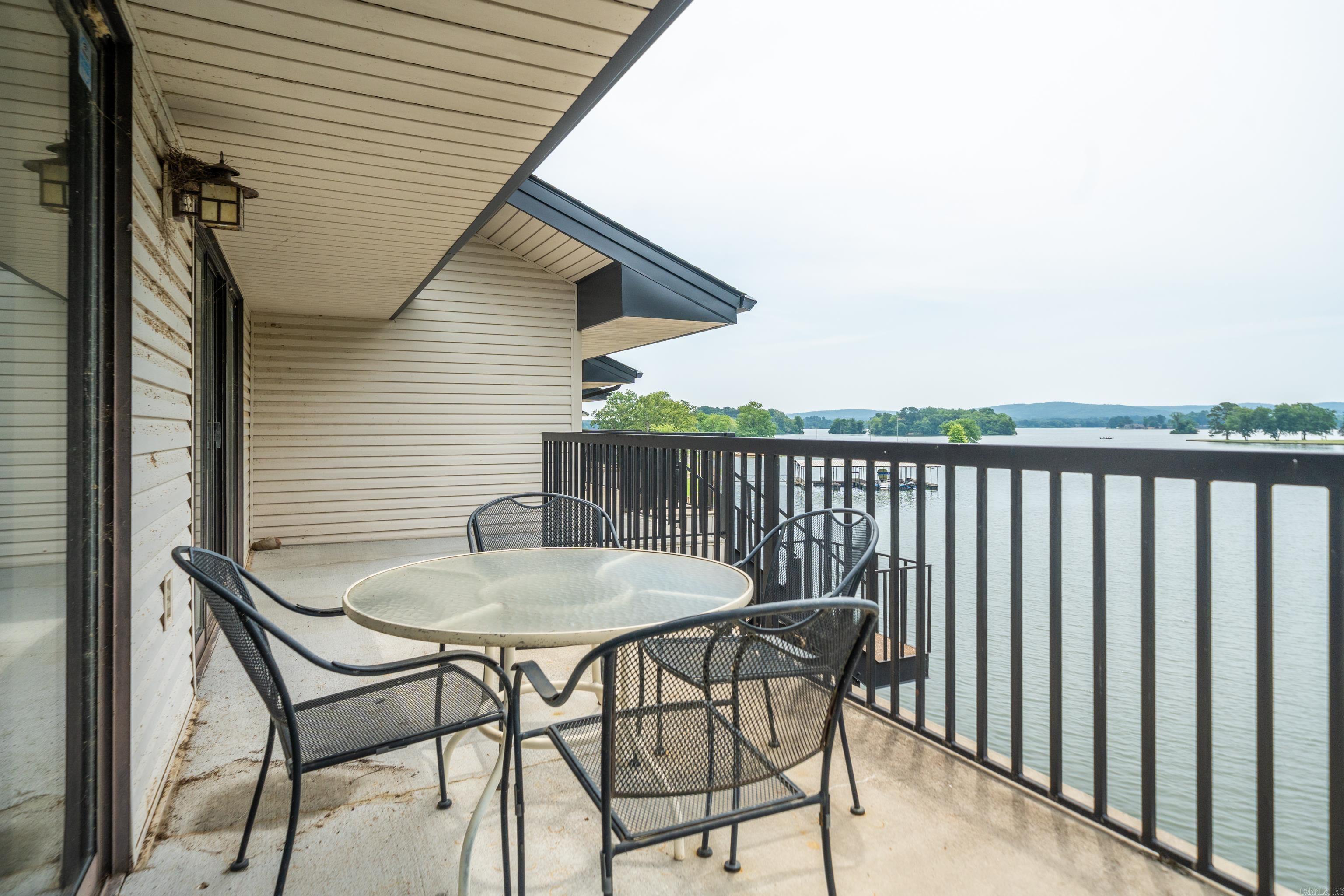 EMERALD ISLE HPR - Residential