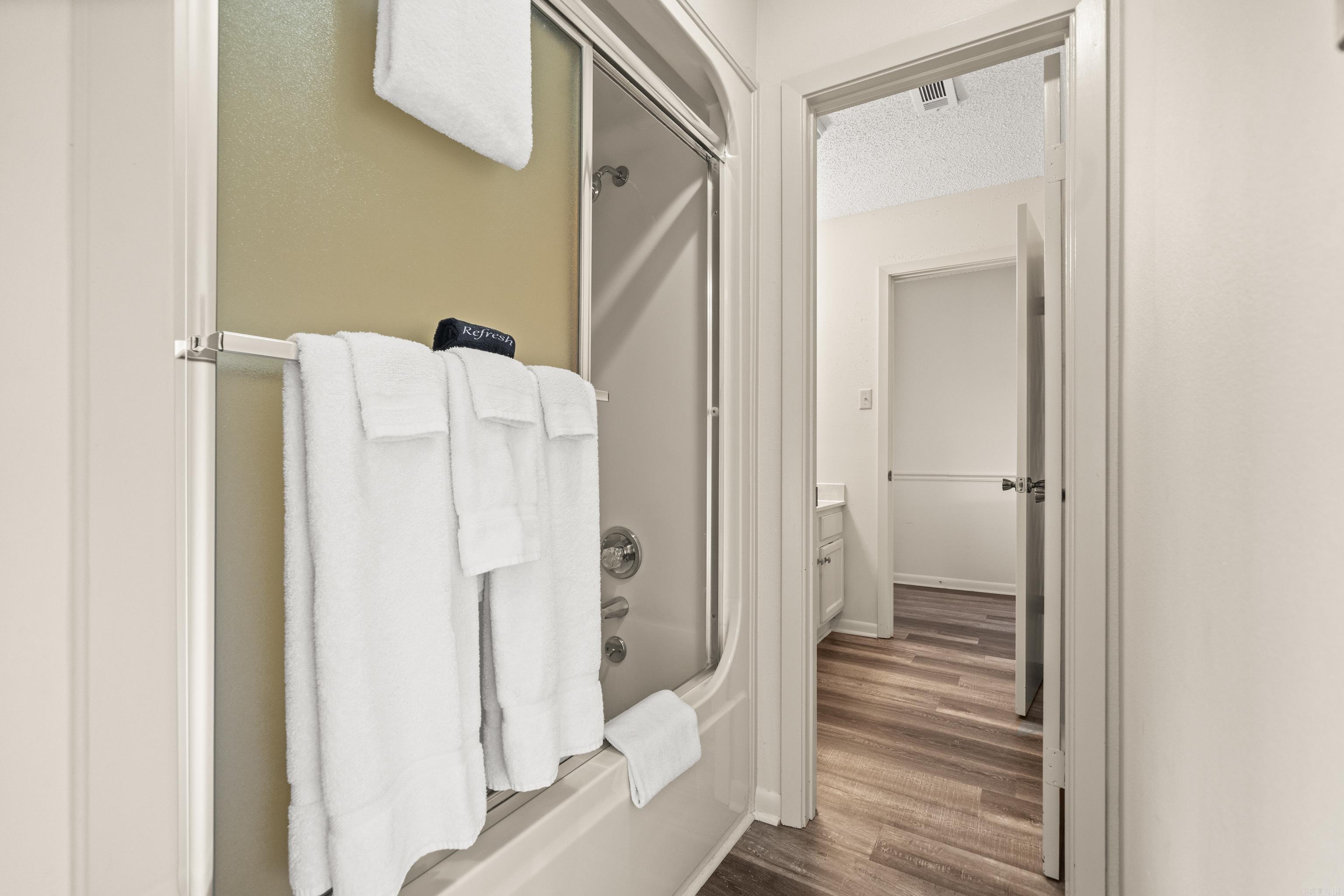 EMERALD ISLE HPR - Residential
