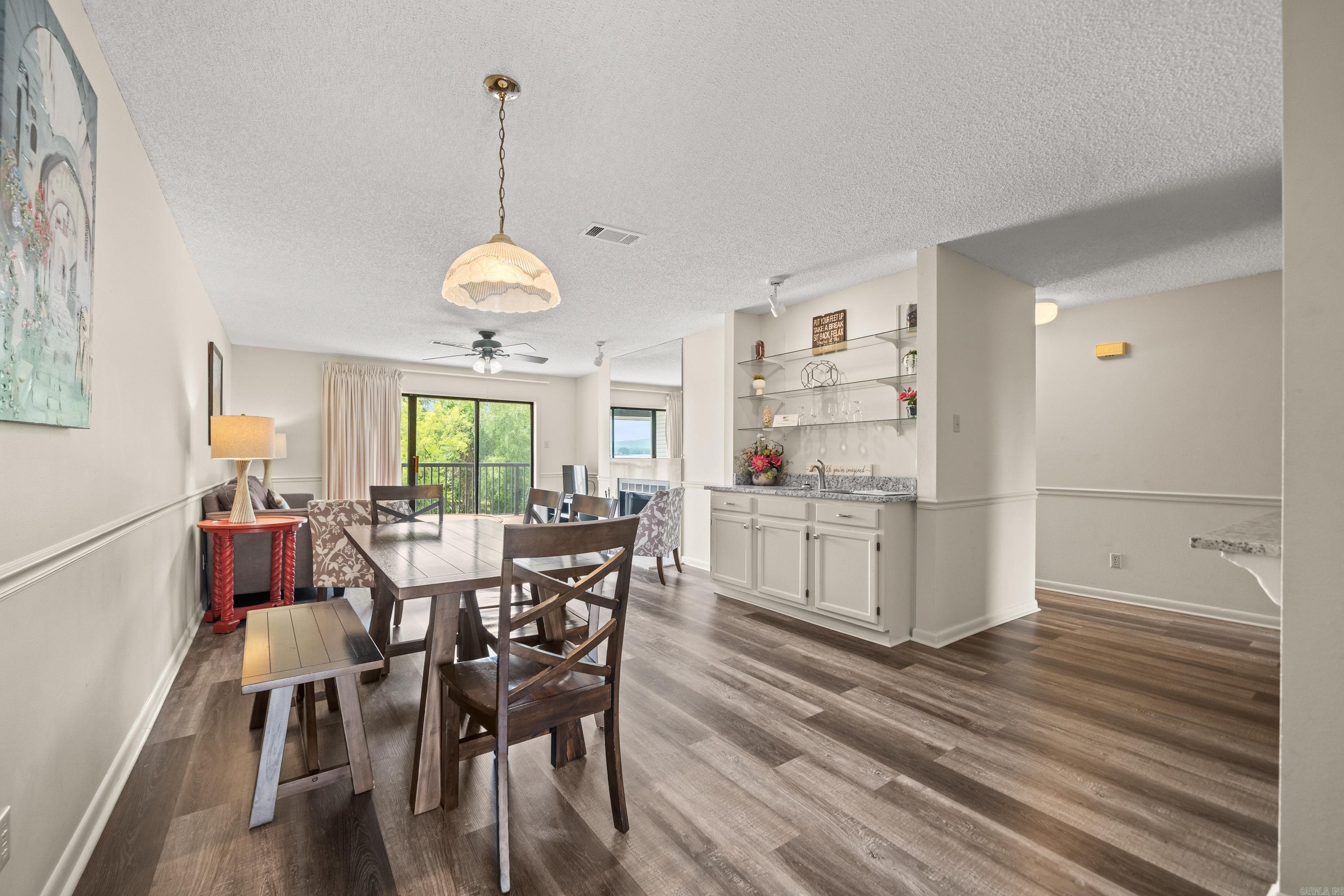 EMERALD ISLE HPR - Residential
