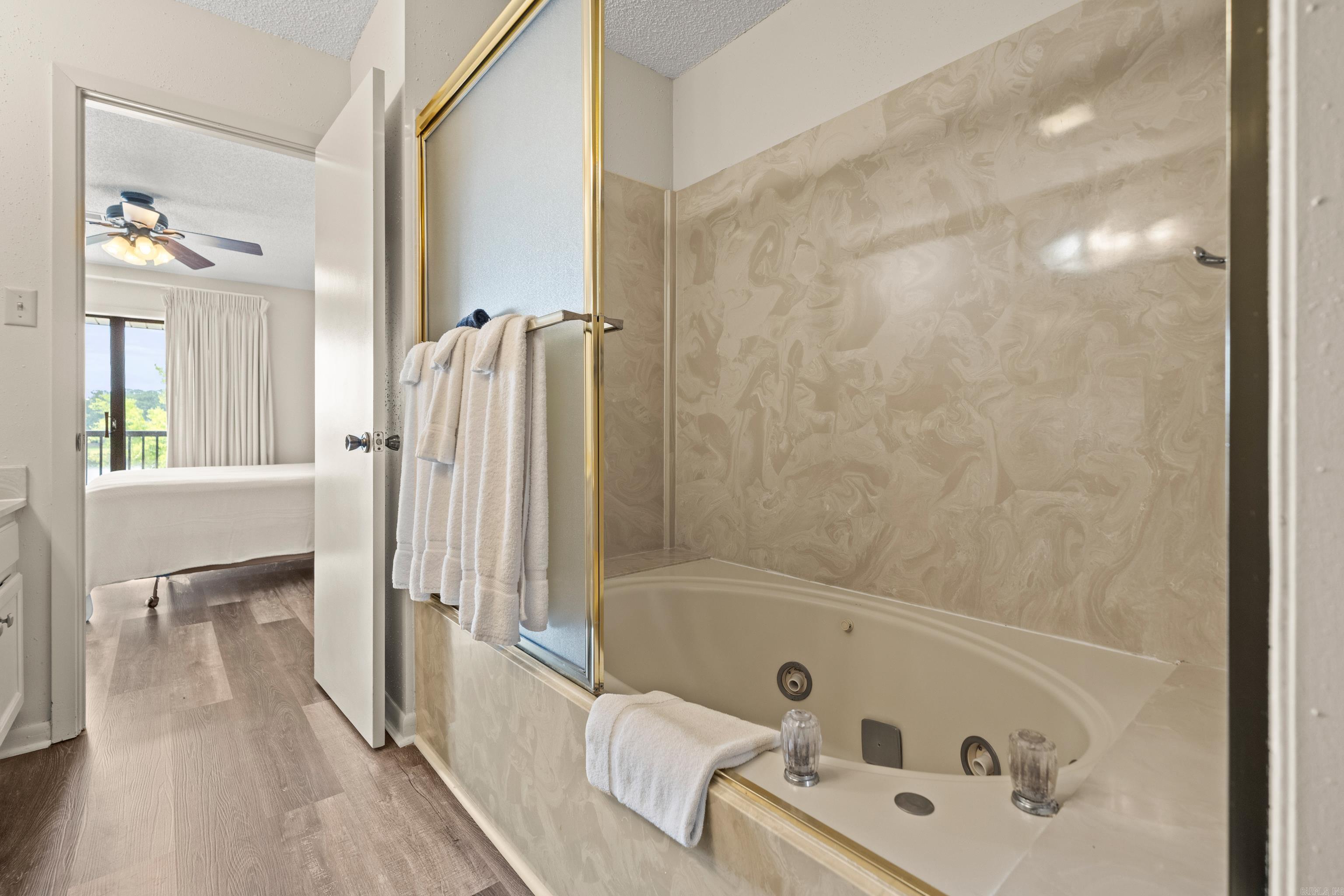 EMERALD ISLE HPR - Residential