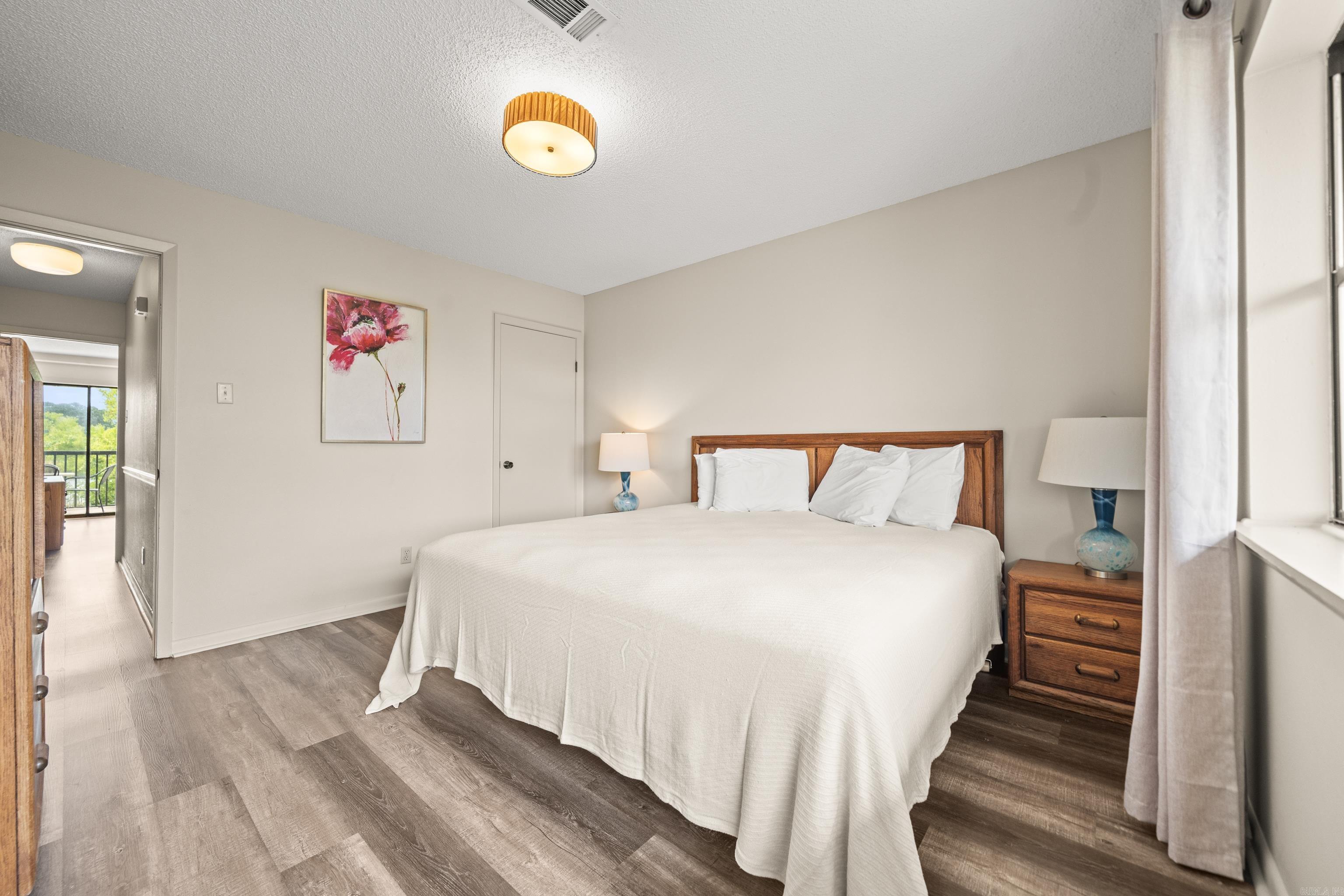 EMERALD ISLE HPR - Residential