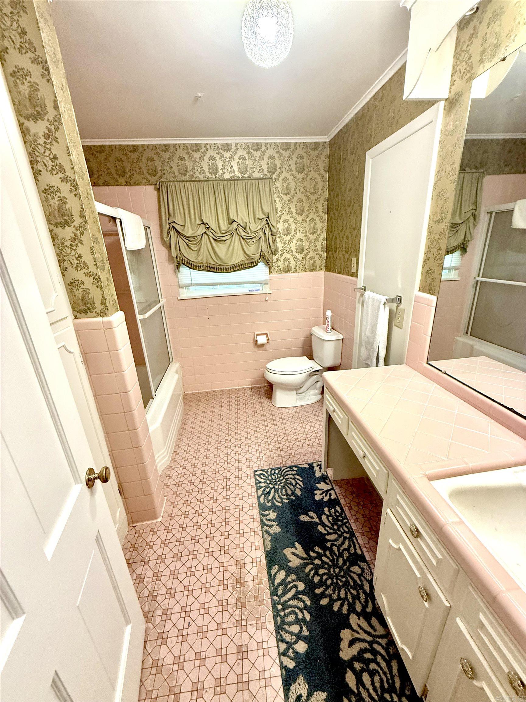 THOMPSON HEIGHTS 2ND S-D - Residential