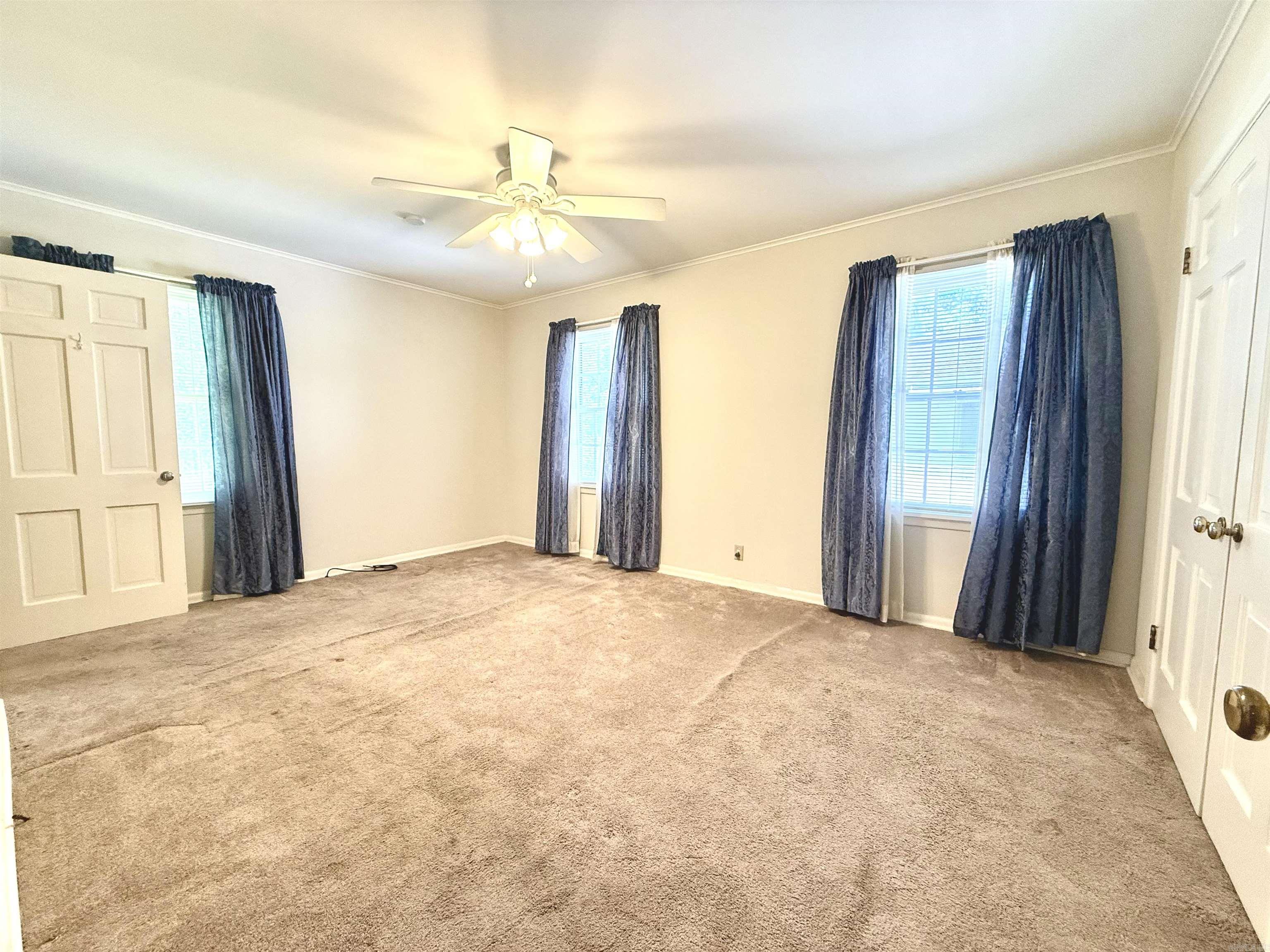 THOMPSON HEIGHTS 2ND S-D - Residential