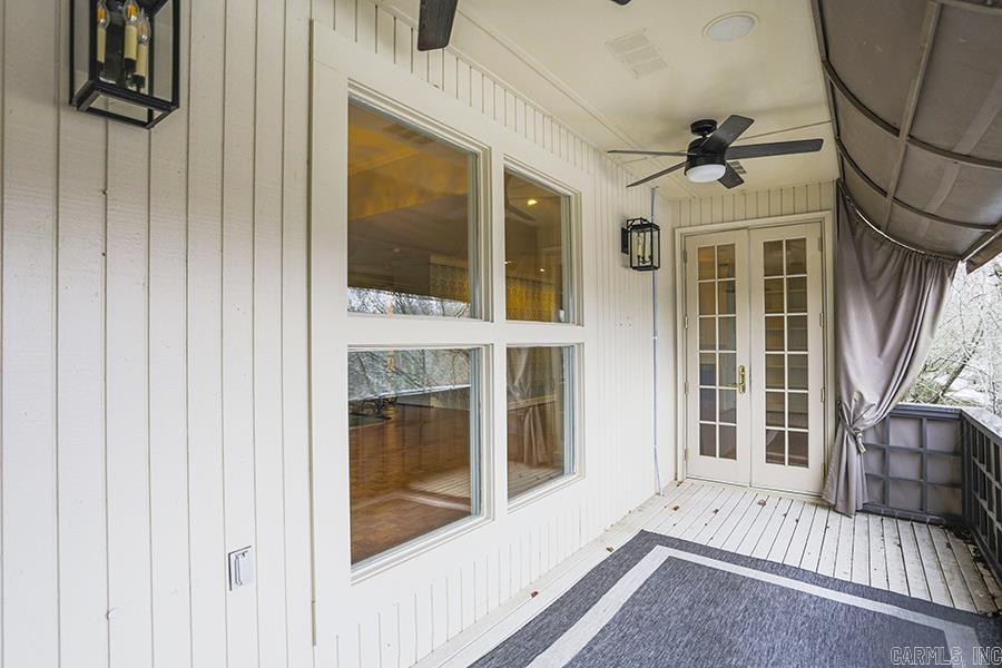 Townhouse in the Park - Residential