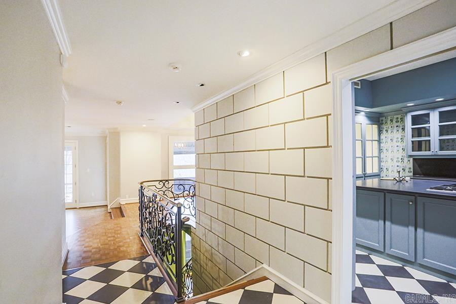 Townhouse in the Park - Residential