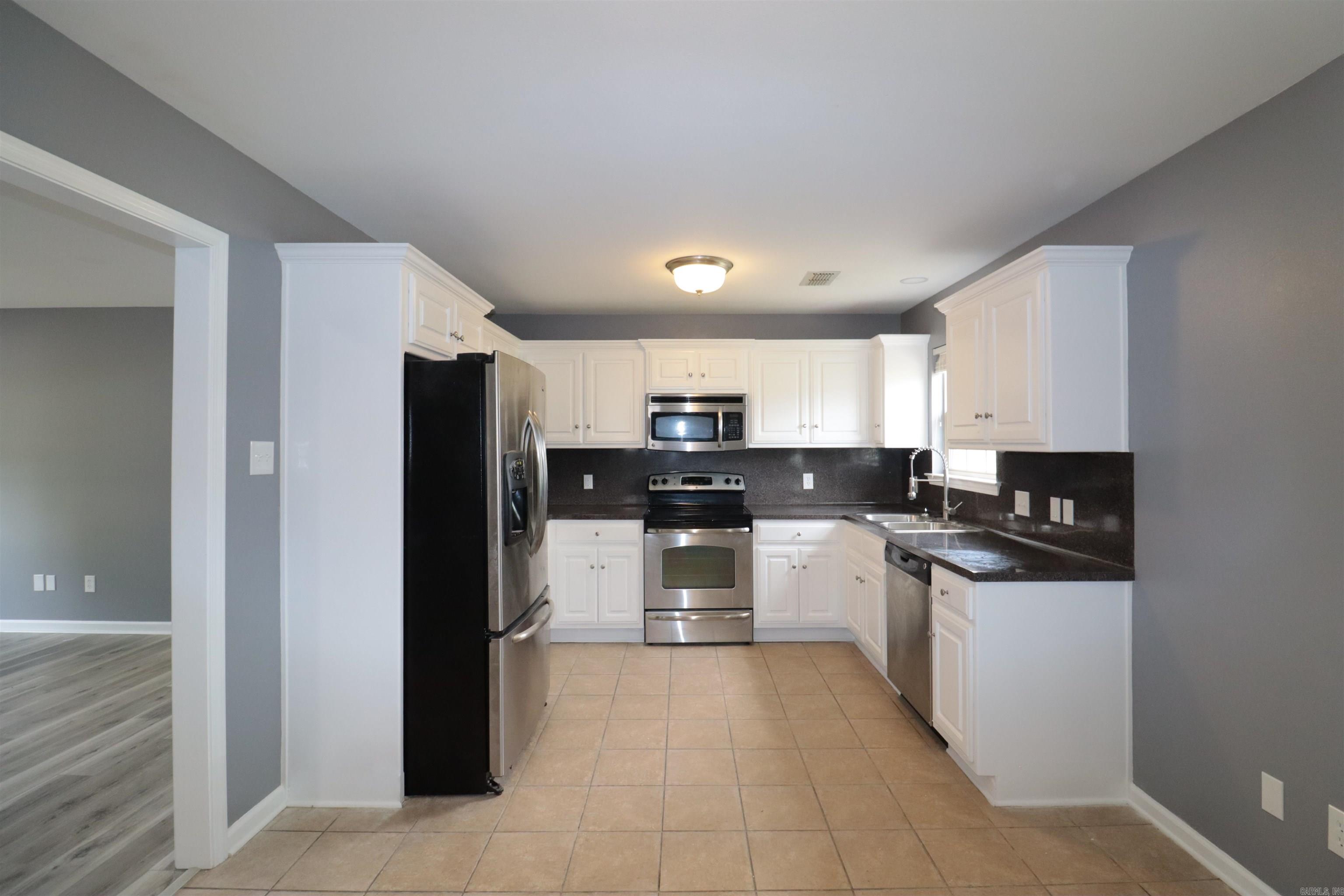 CLOVER RIDGE - Residential