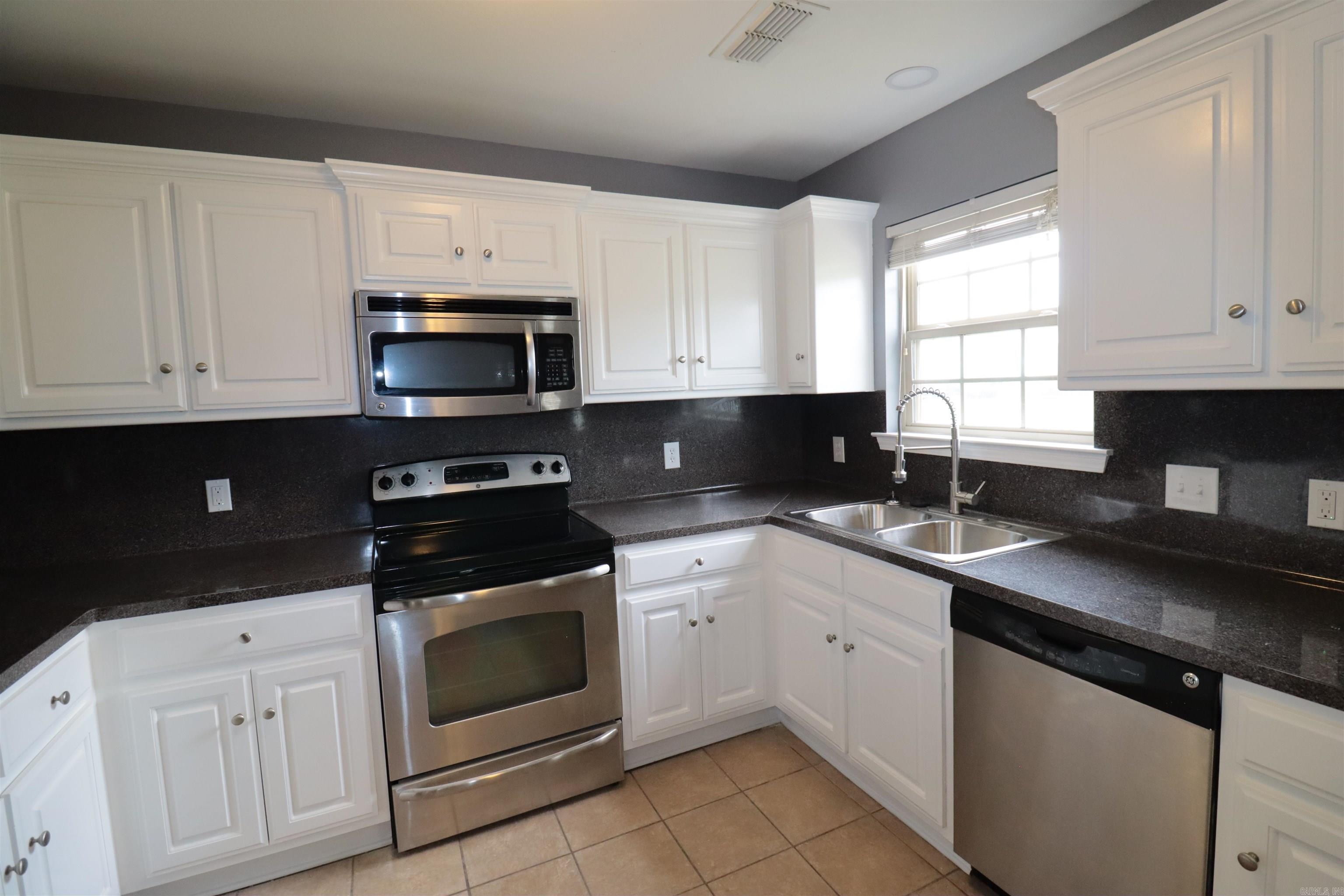 CLOVER RIDGE - Residential