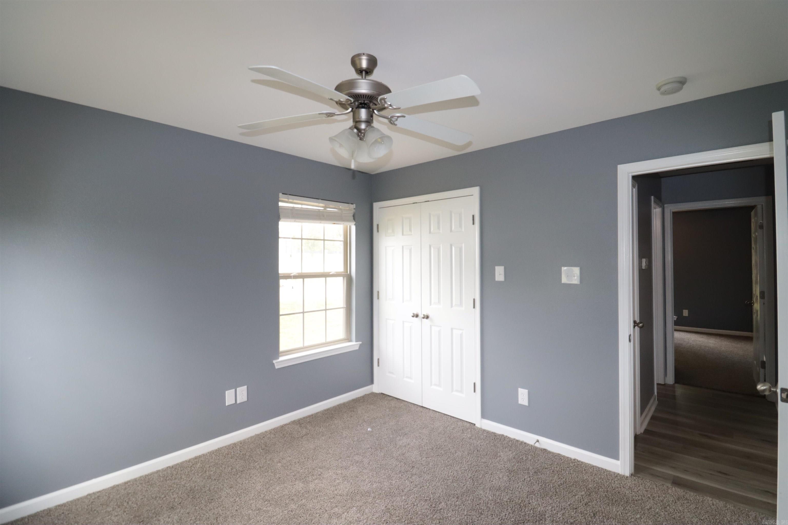 CLOVER RIDGE - Residential