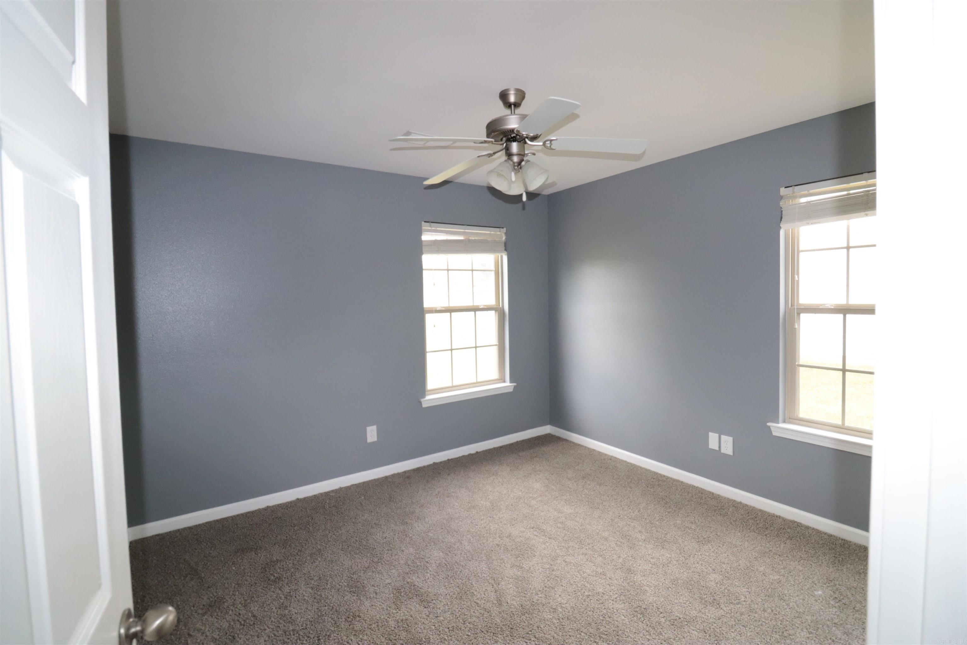 CLOVER RIDGE - Residential