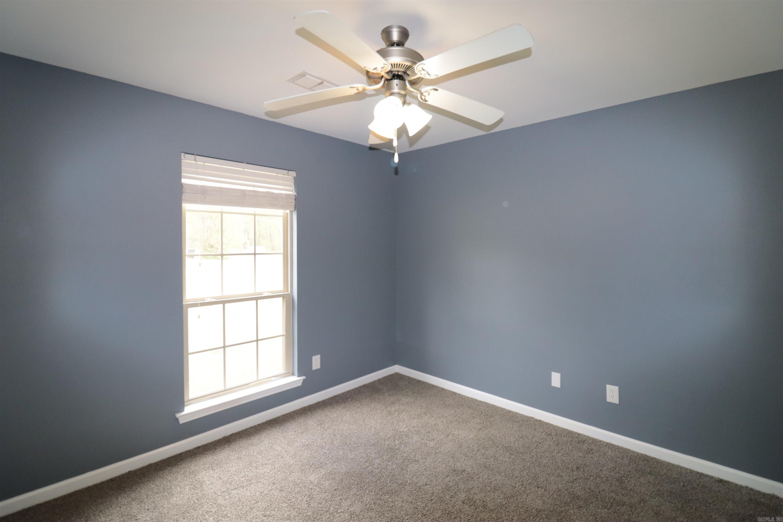 CLOVER RIDGE - Residential