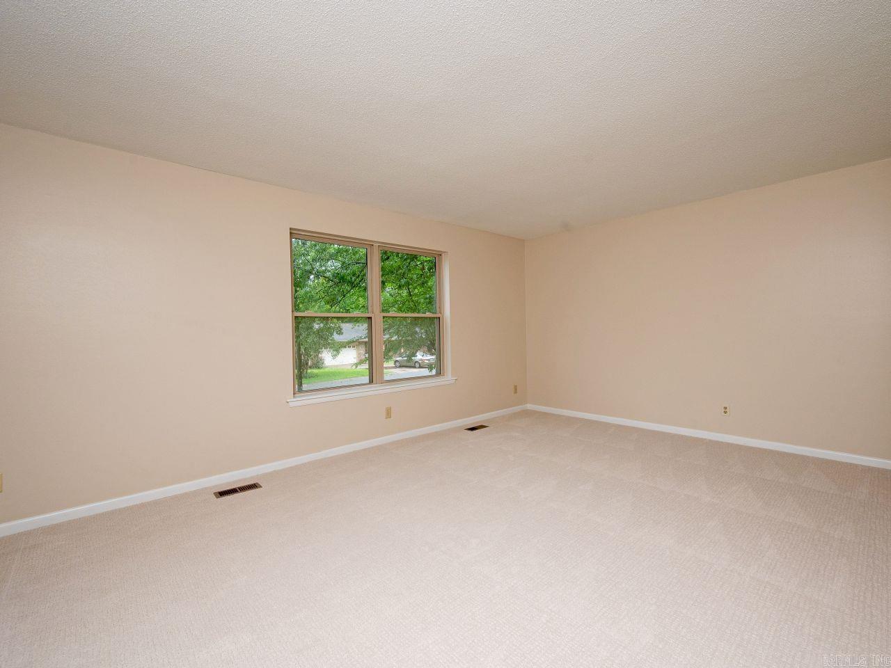 LINDENWOOD - Residential