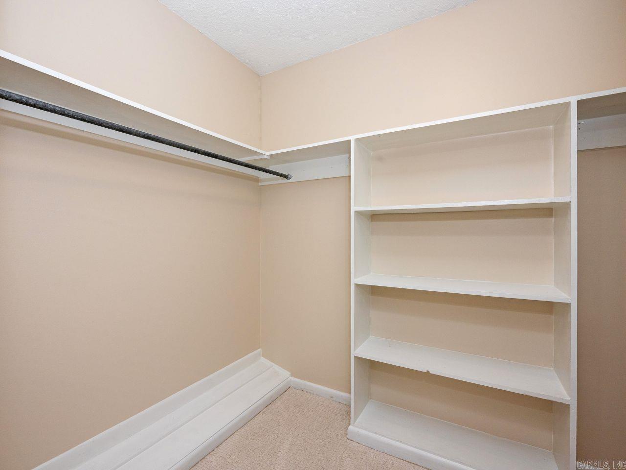 LINDENWOOD - Residential