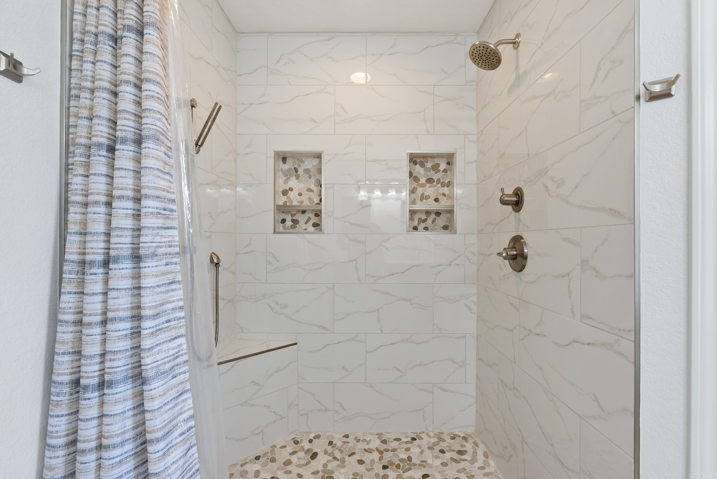 HILLTOP ADDITION - Residential