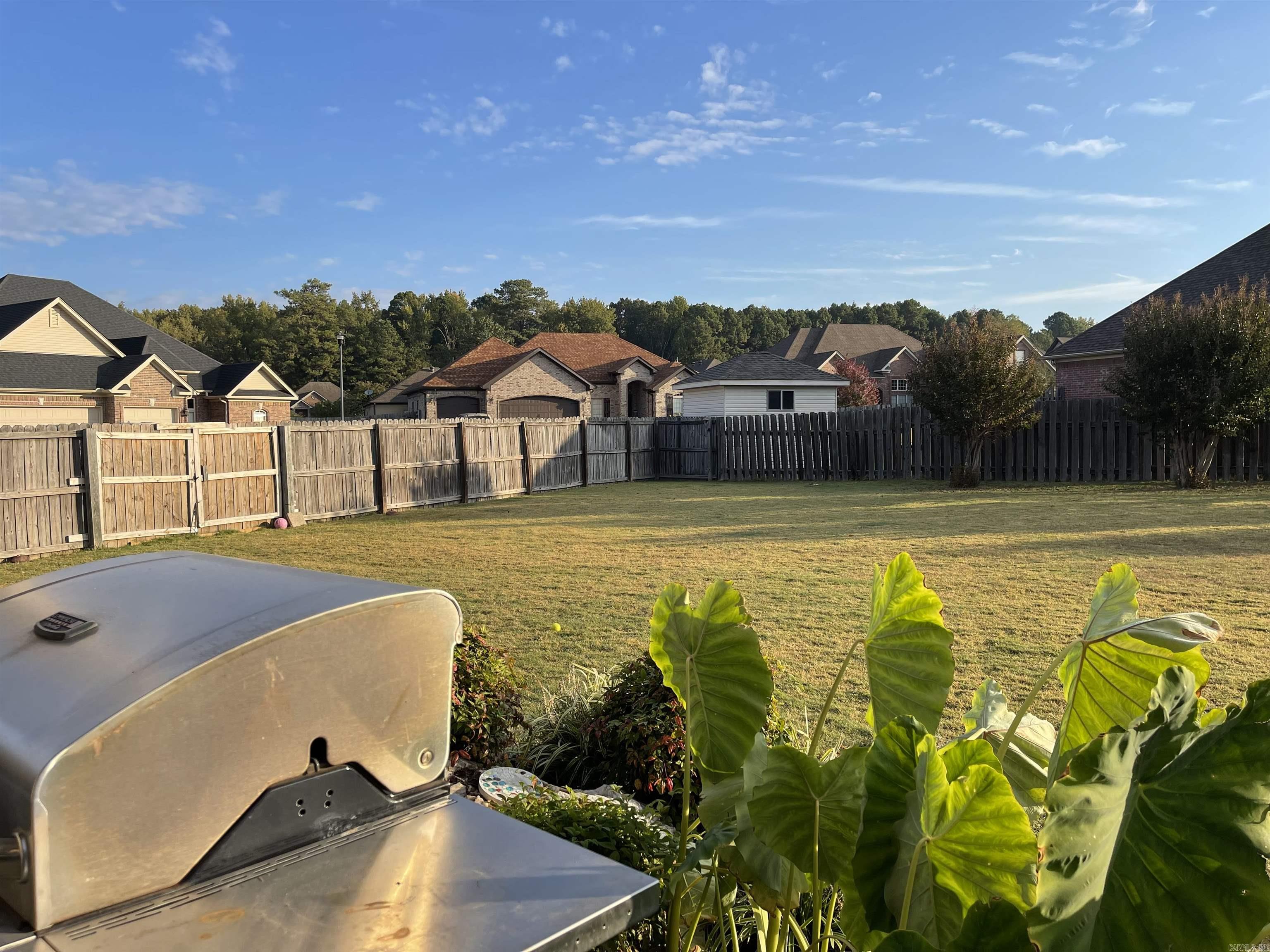 HURRICANE MEADOWS - Residential