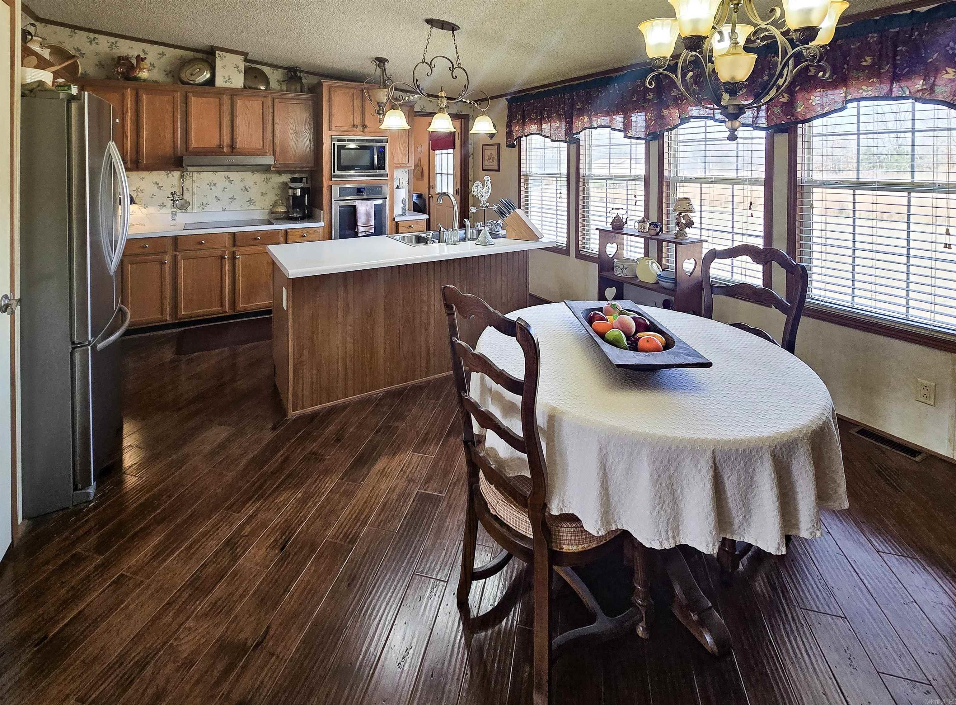 CADRON CREEK ESTATES - Residential