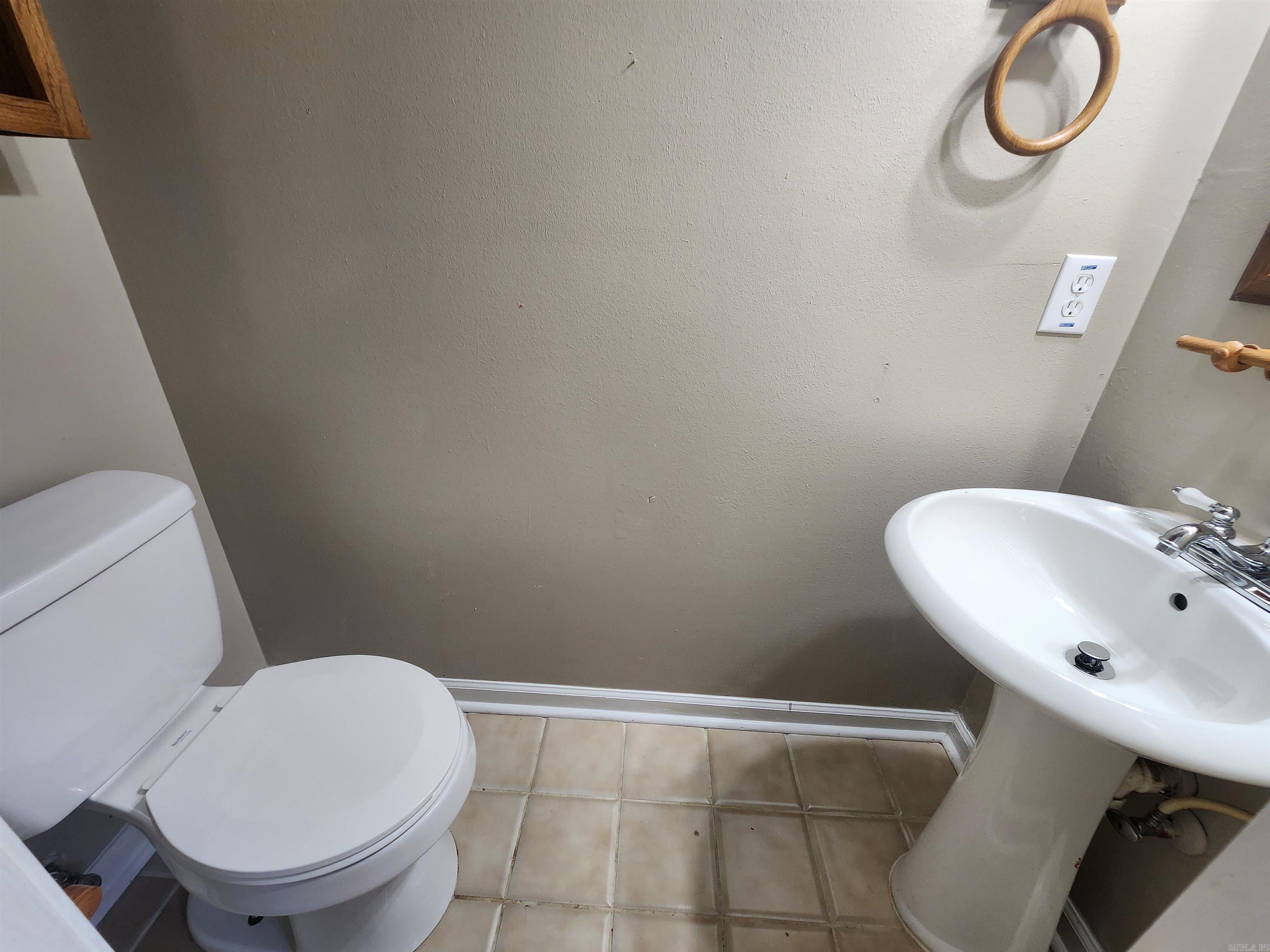 Original Town of Bryant - Residential Lease