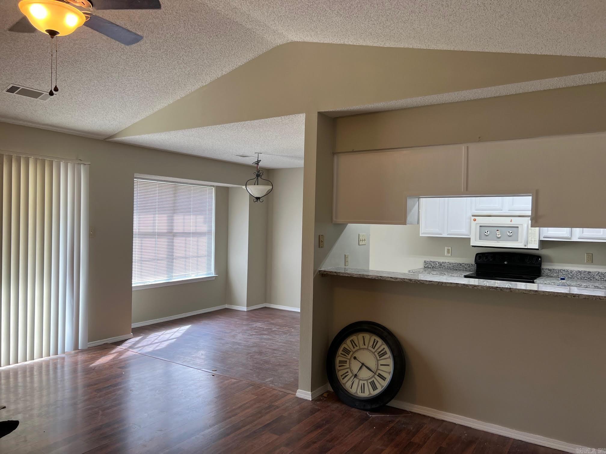 Meadowlake - Residential Lease