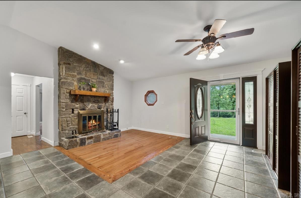Diamondhead J - Residential