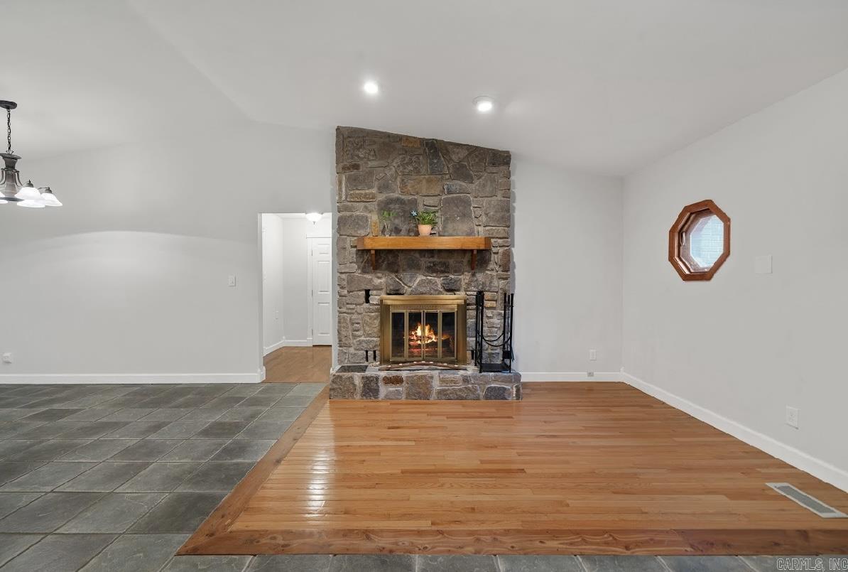 Diamondhead J - Residential