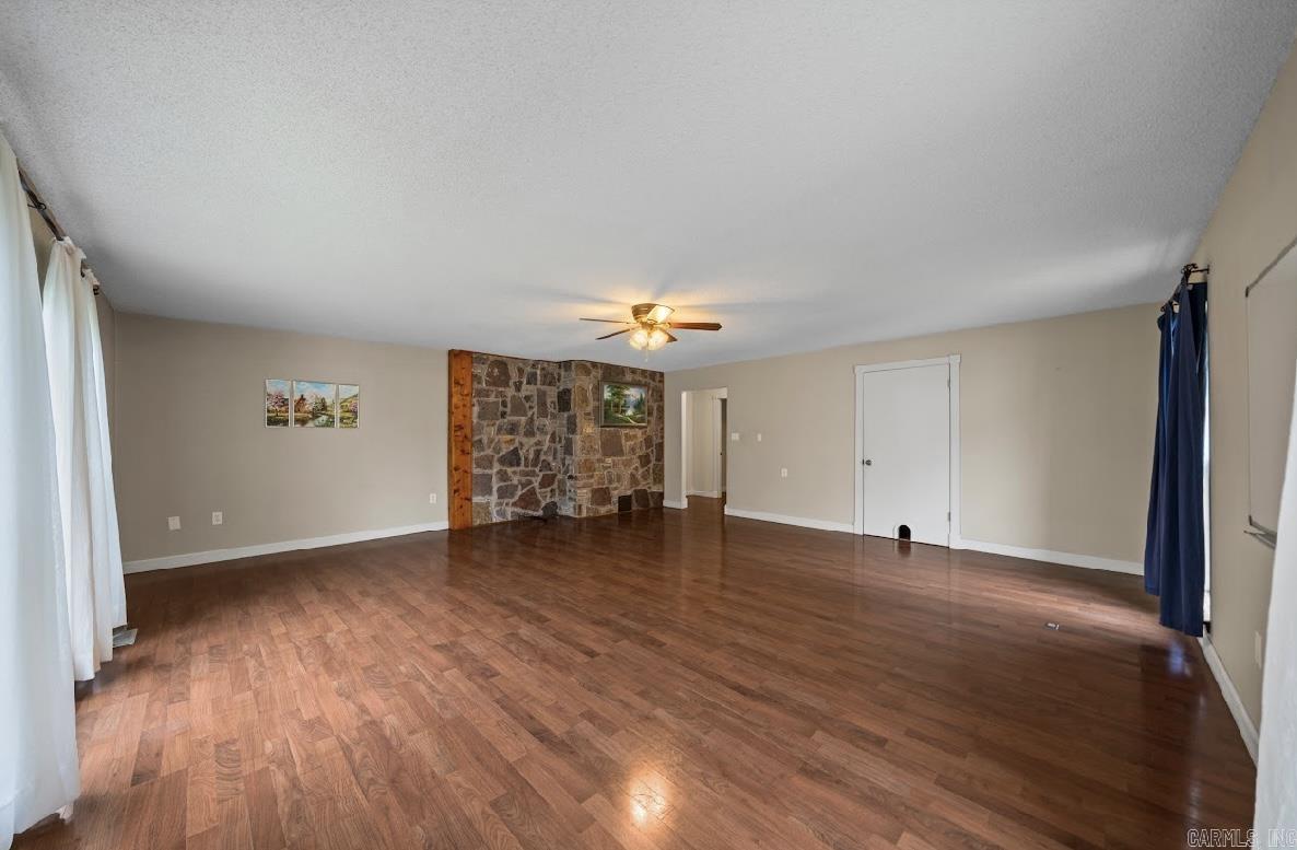 Diamondhead J - Residential