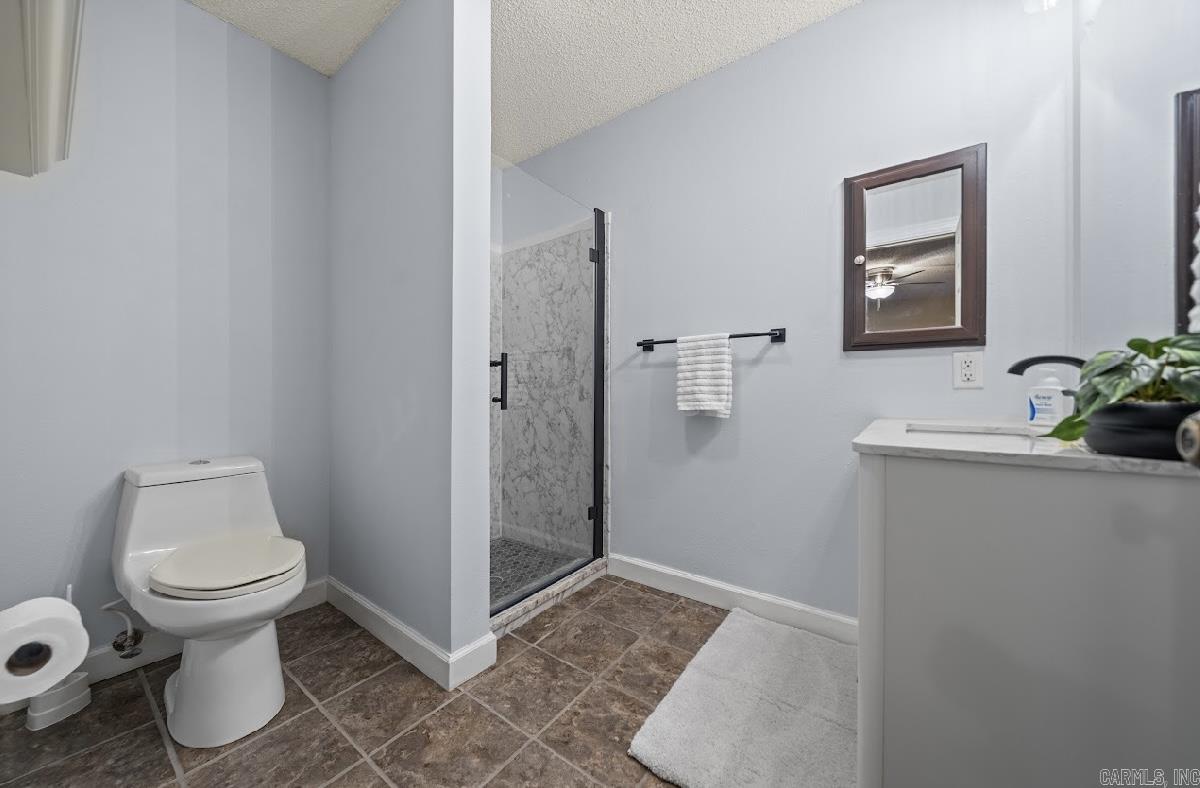 Diamondhead J - Residential