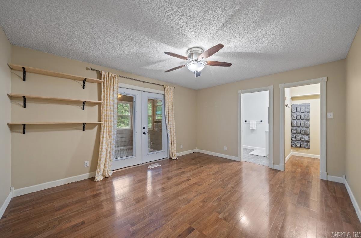 Diamondhead J - Residential