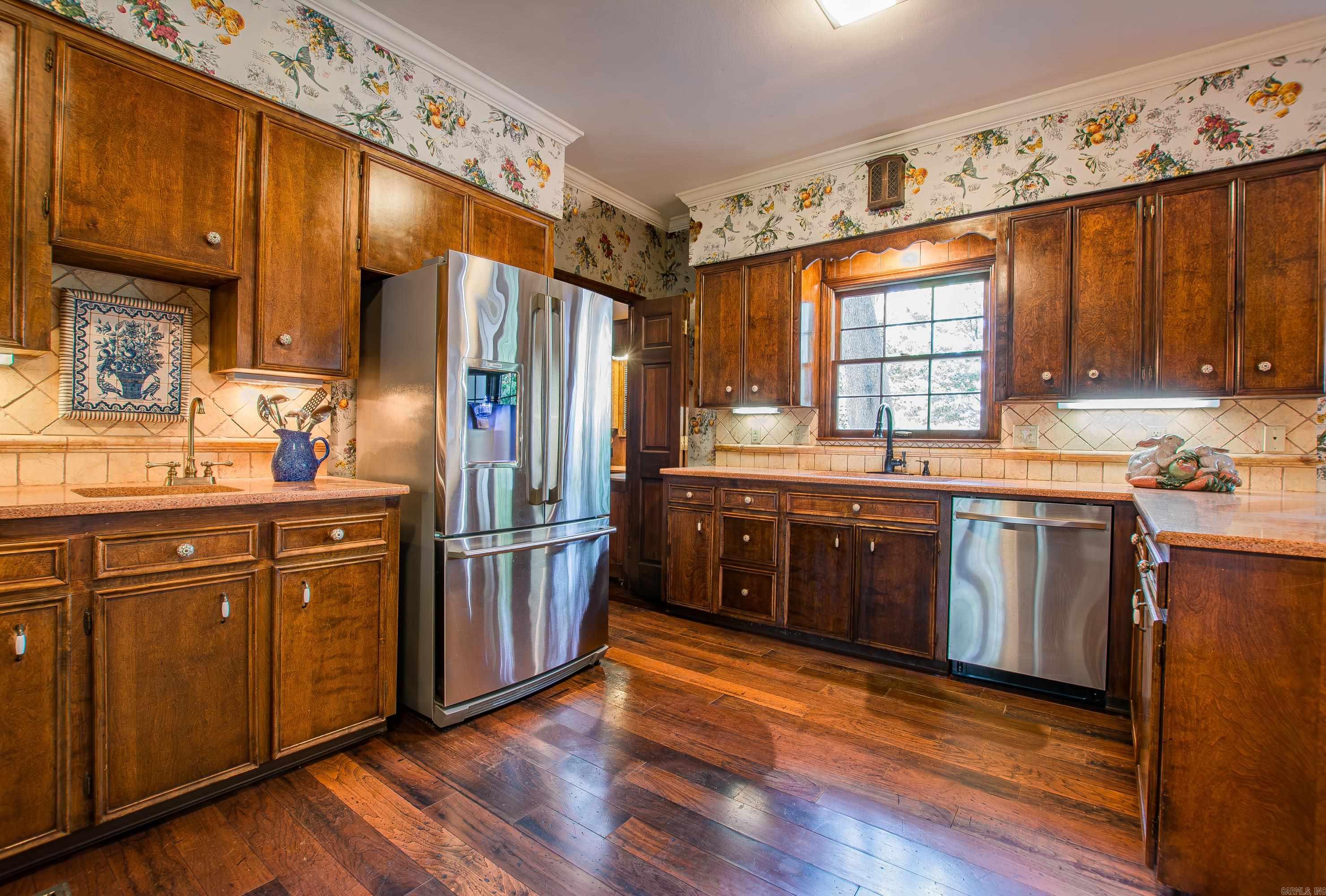 PLEASANT VALLEY - Residential