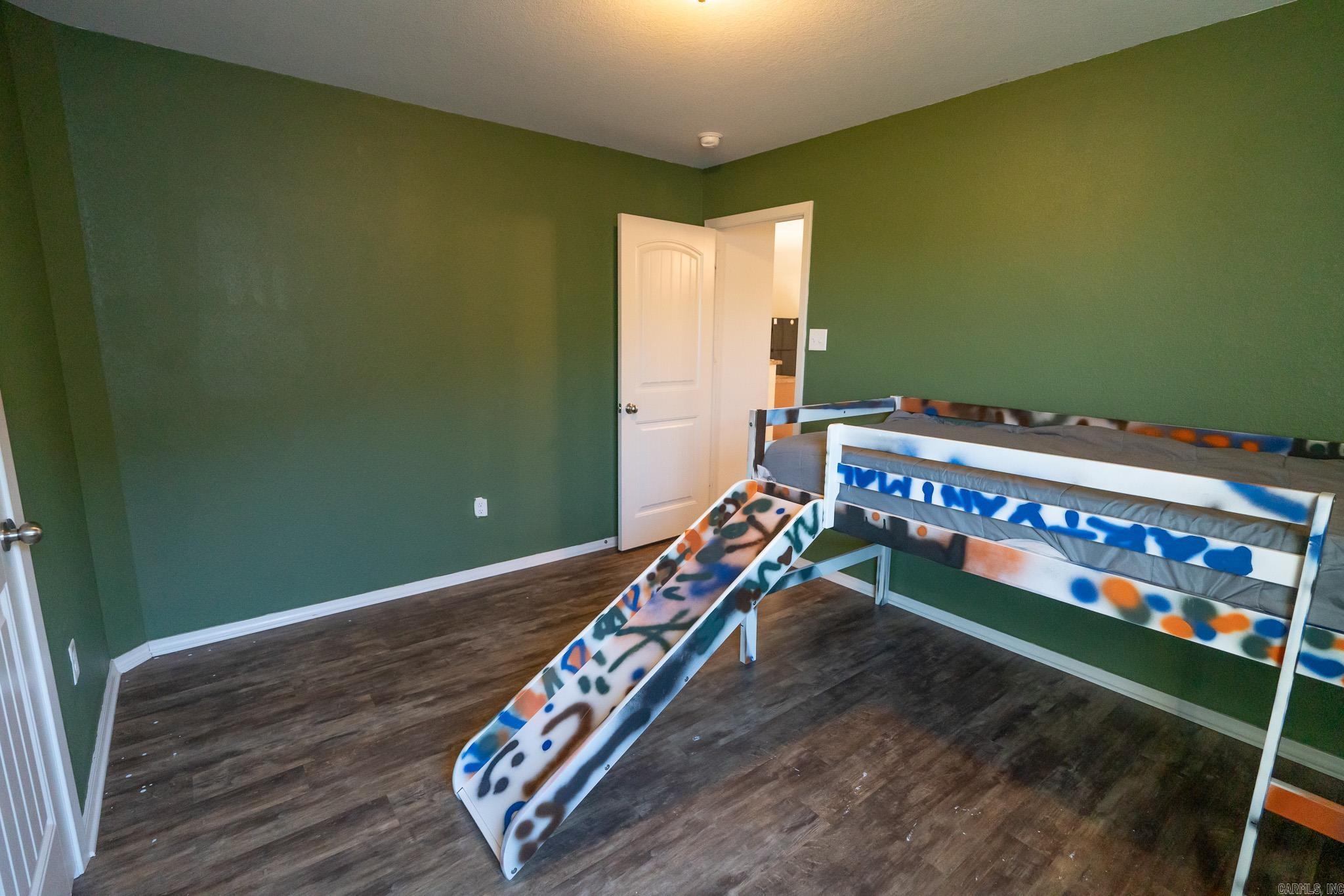 WOODLANDS EDGE - Residential