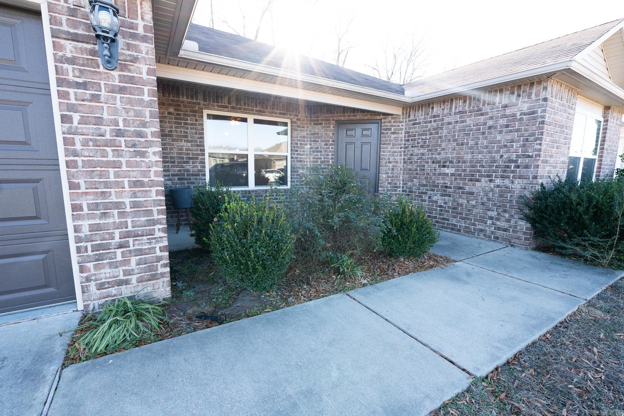 WOODLANDS EDGE - Residential