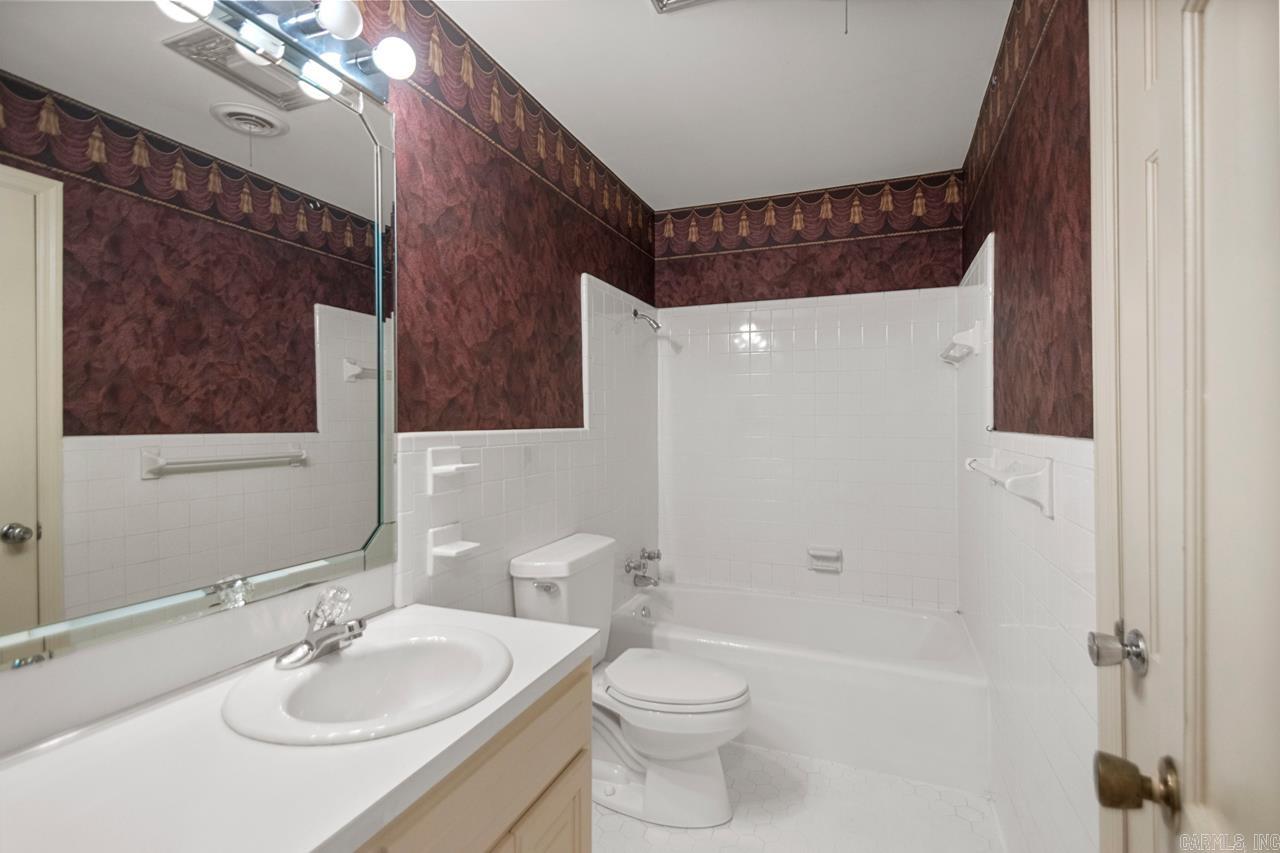 Colony West - Residential