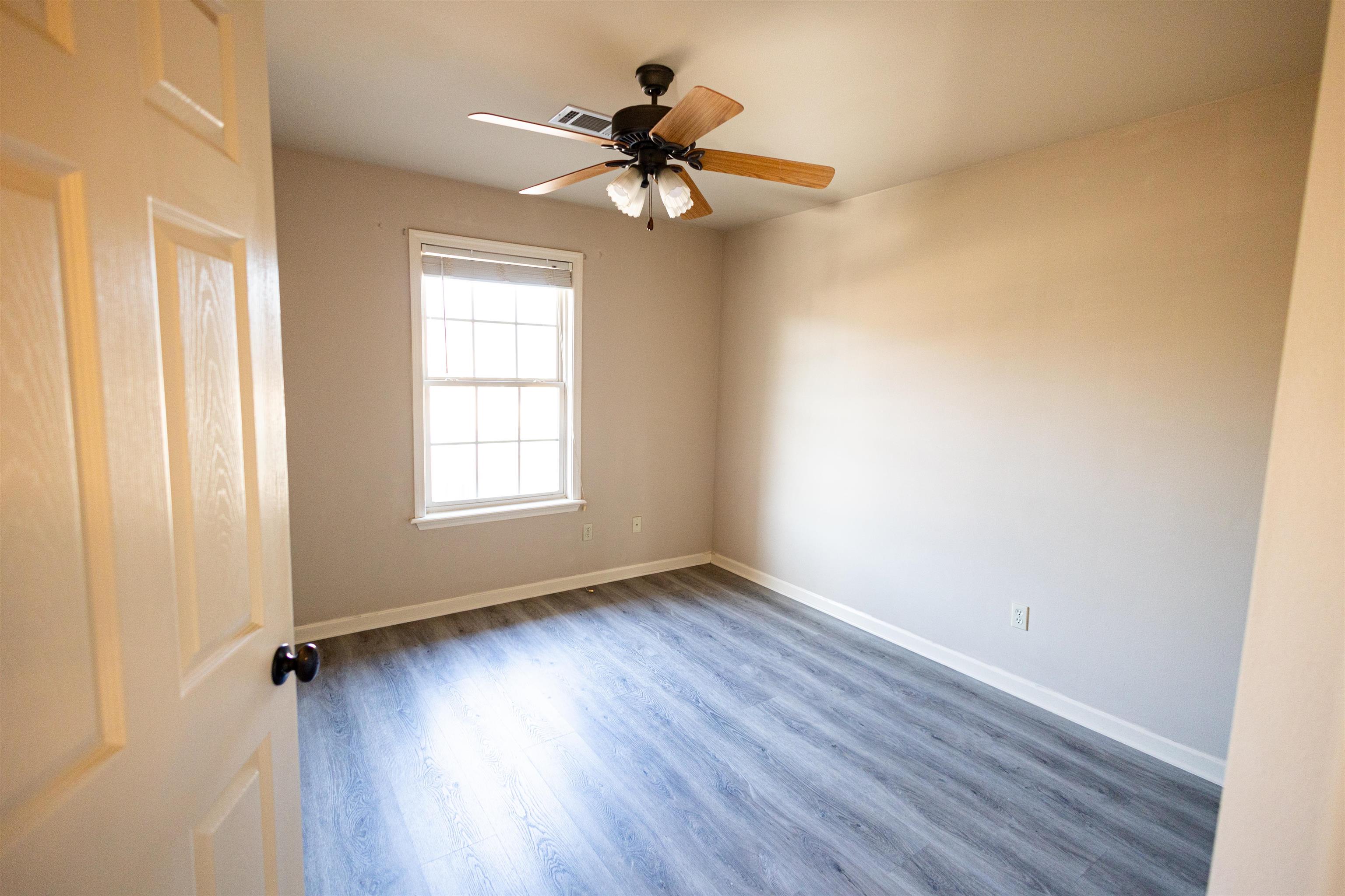 WINDSOR PARK ADDN - Residential