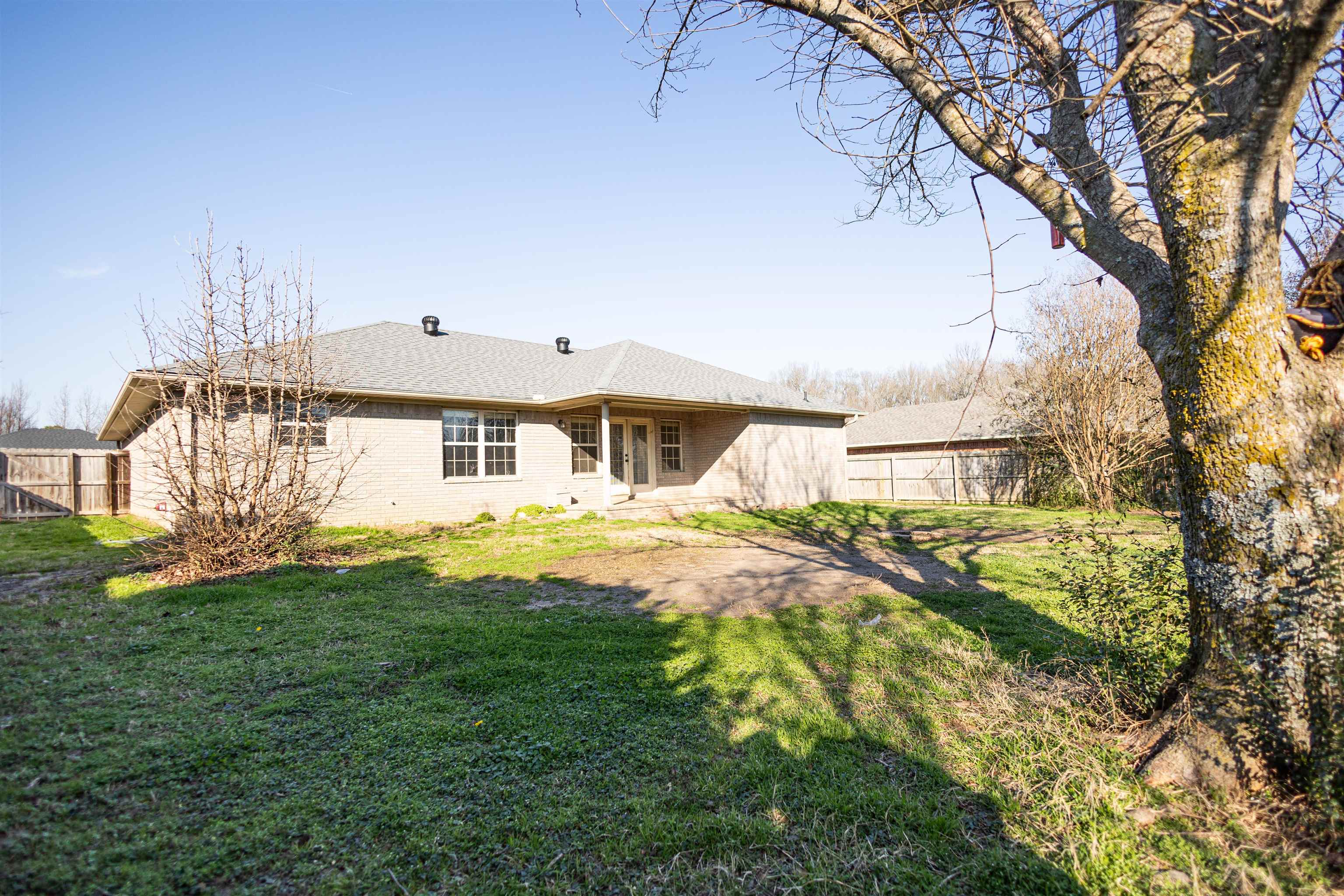 WINDSOR PARK ADDN - Residential