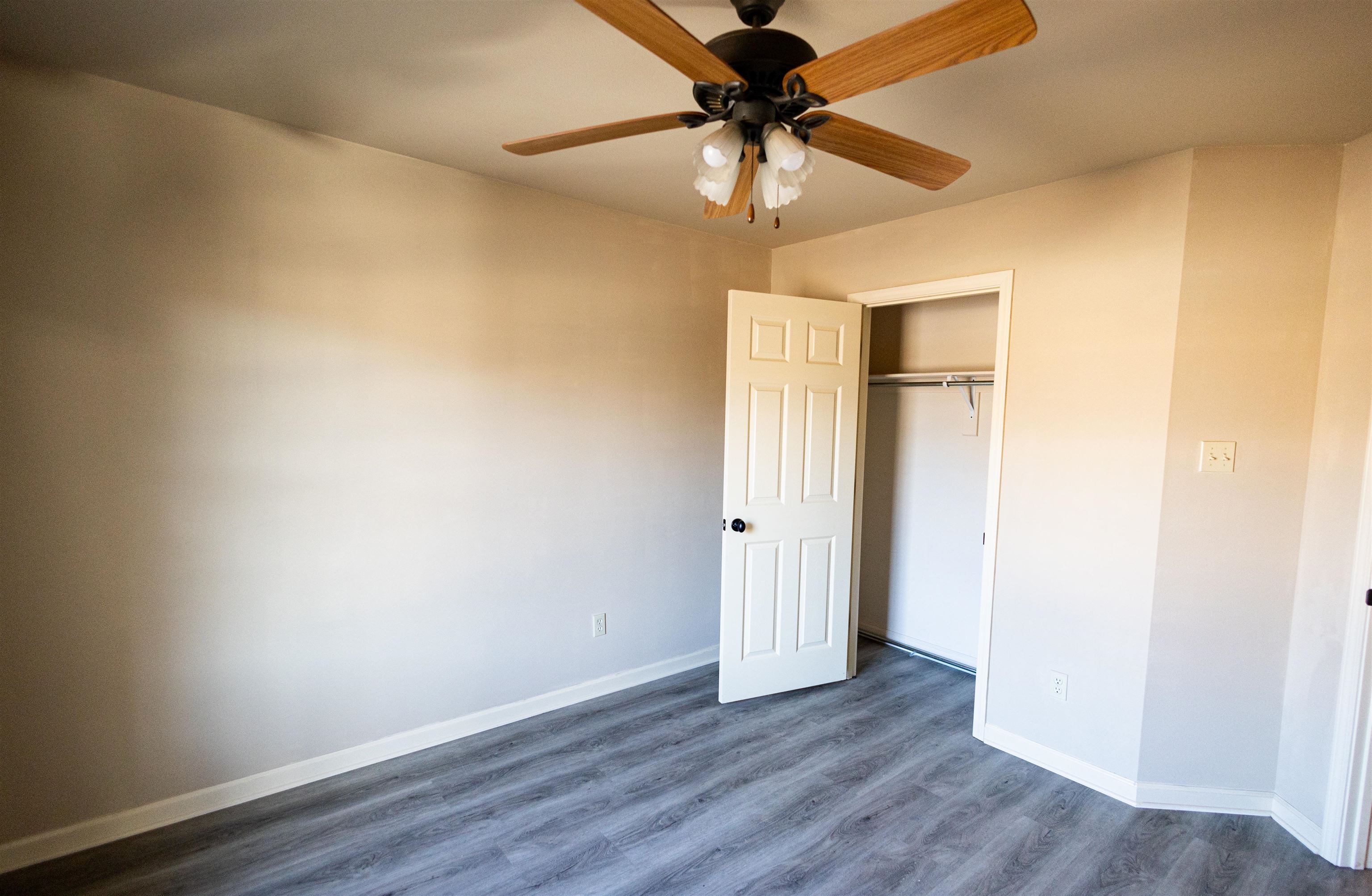 WINDSOR PARK ADDN - Residential