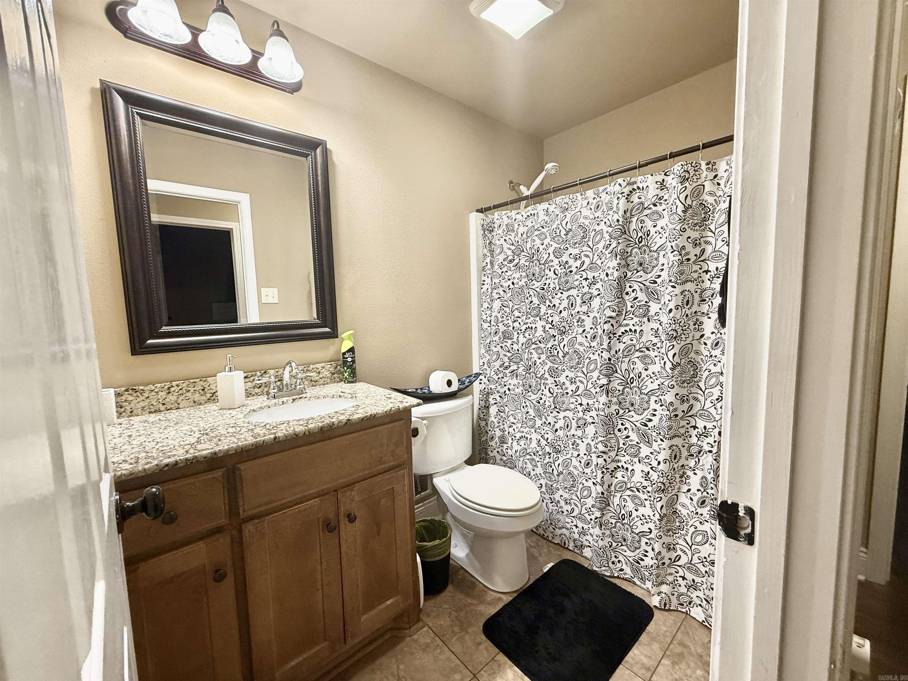 TROUTT - Residential