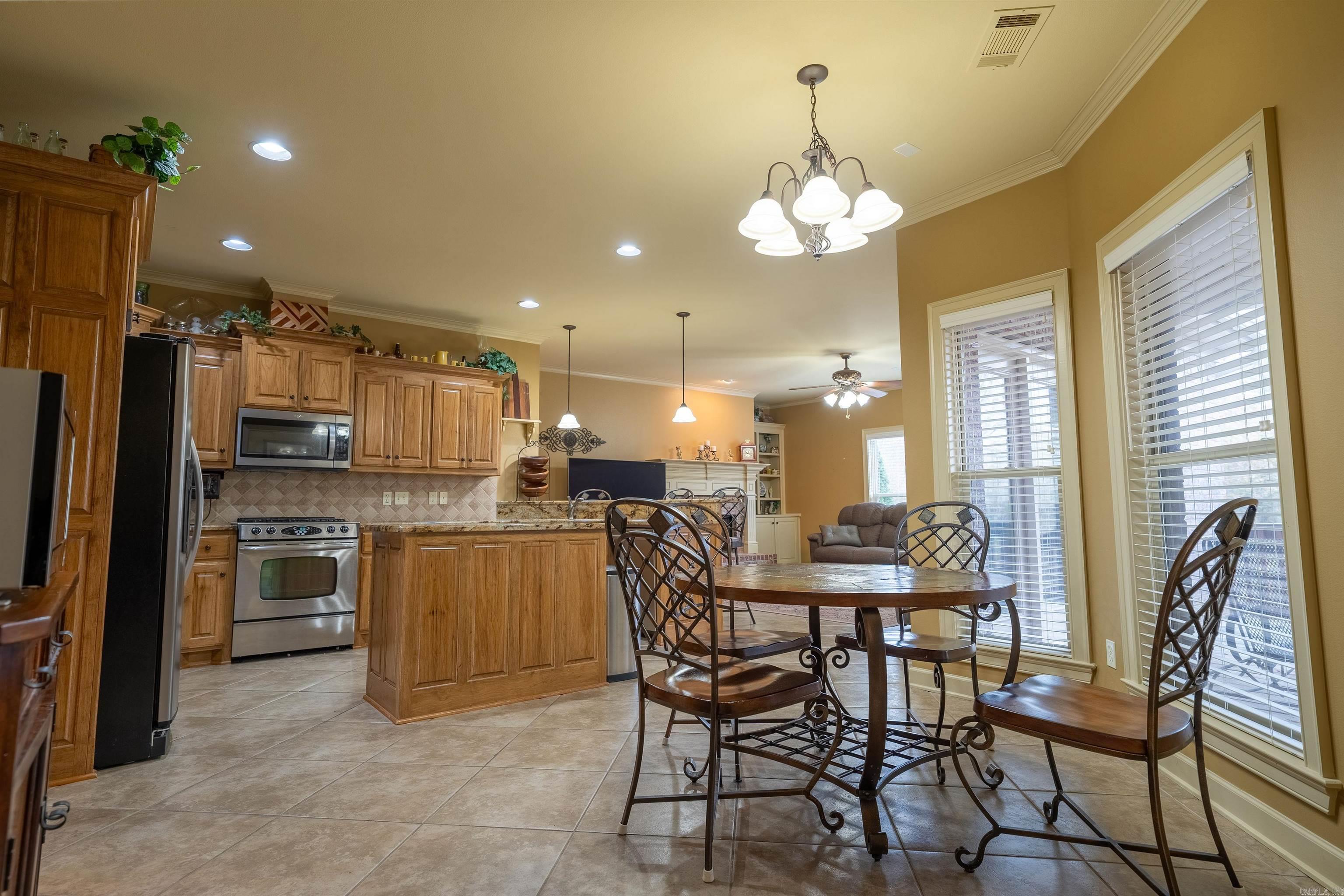 MAUMELLE VALLEY ESTATES - Residential