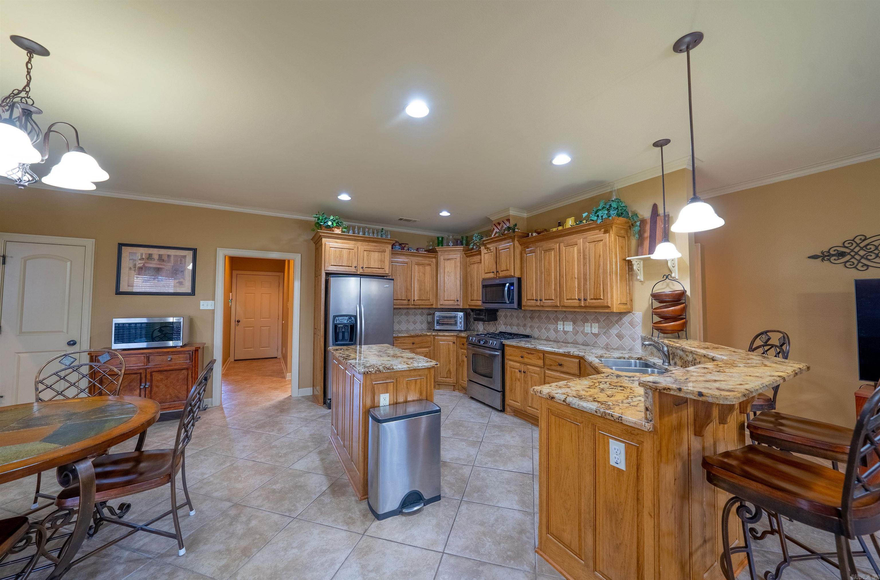 MAUMELLE VALLEY ESTATES - Residential