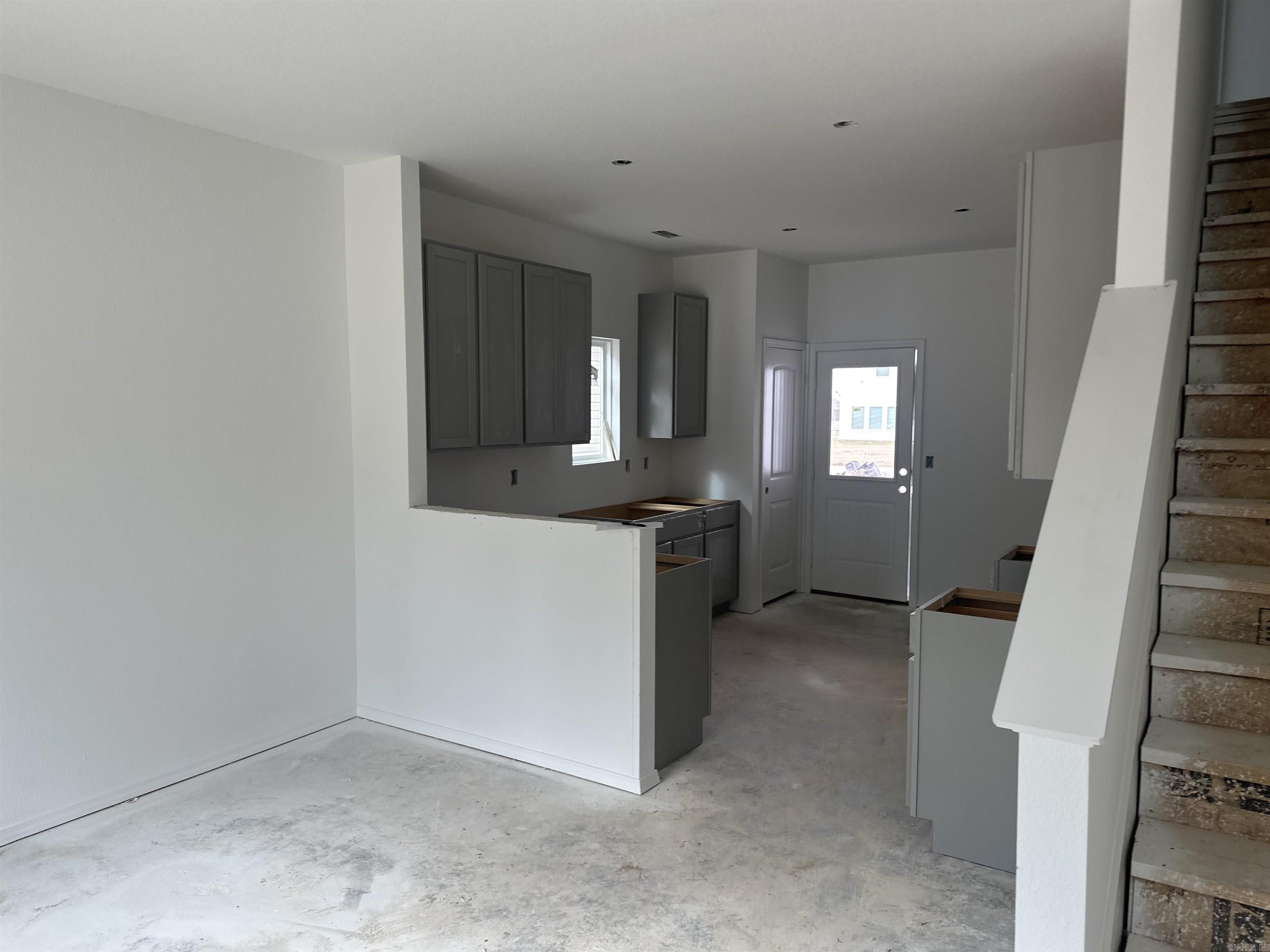 COUNTRY CLUB OF ARK THE - Residential