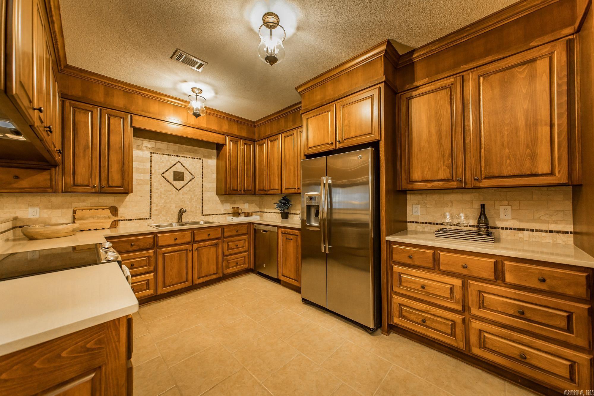 MOUNT TABOR ESTATES - Residential