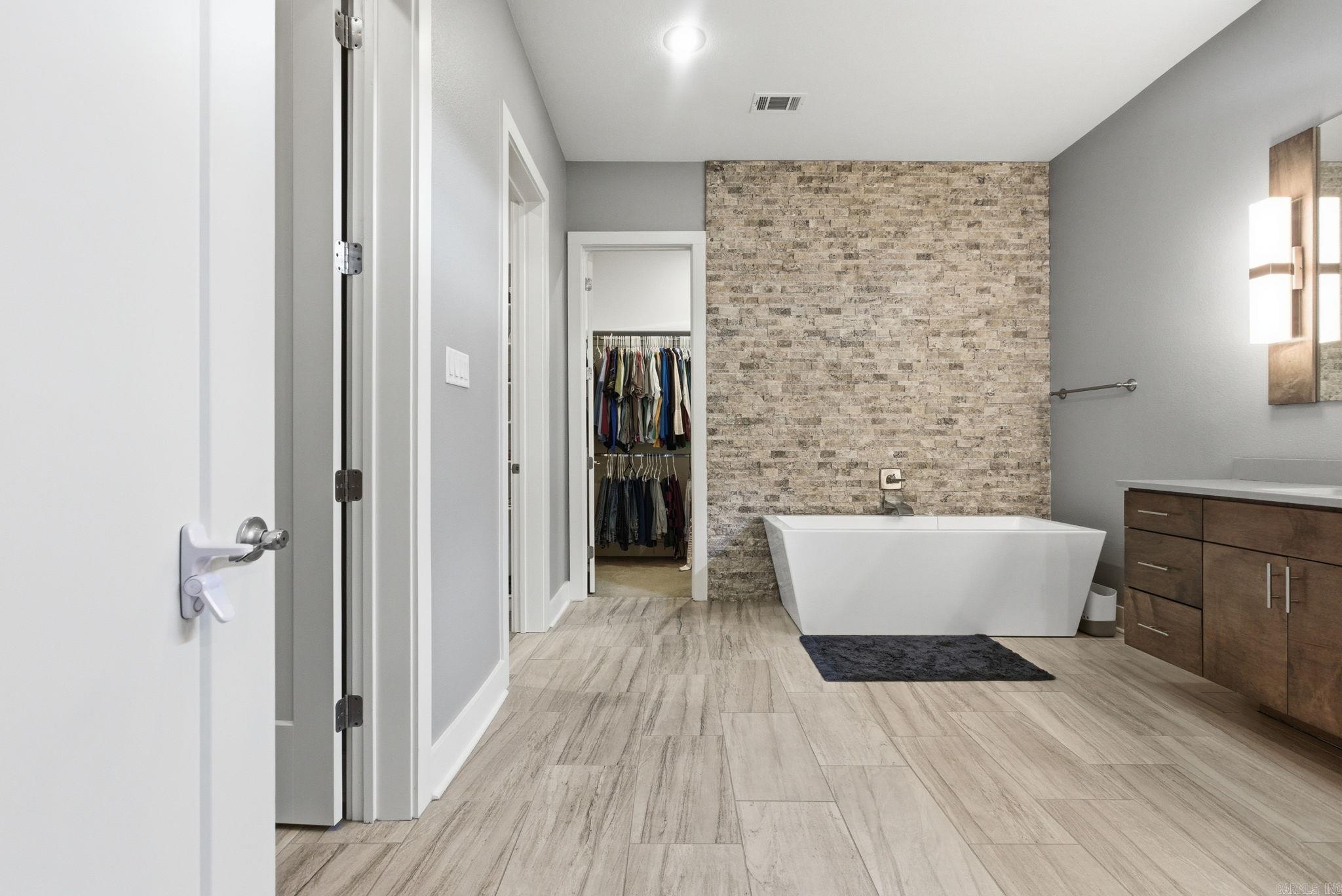 WEST LAKE VILLAGE - Residential