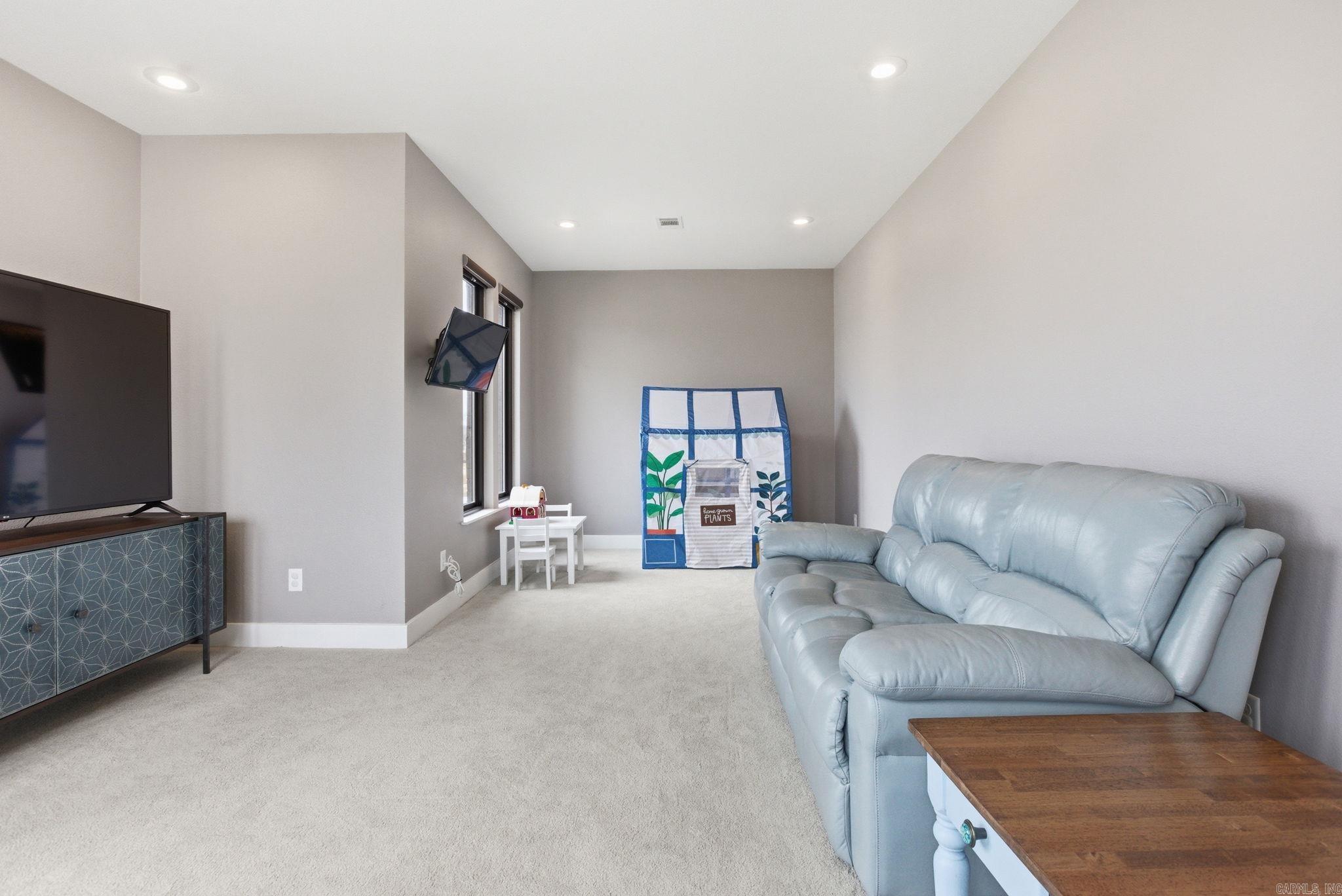 WEST LAKE VILLAGE - Residential