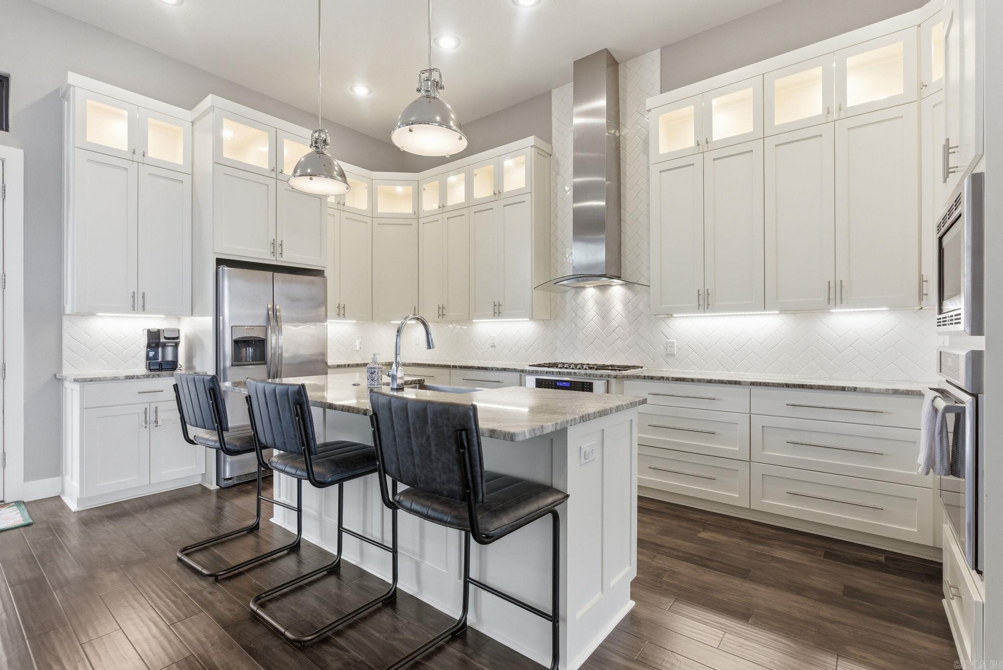 WEST LAKE VILLAGE - Residential