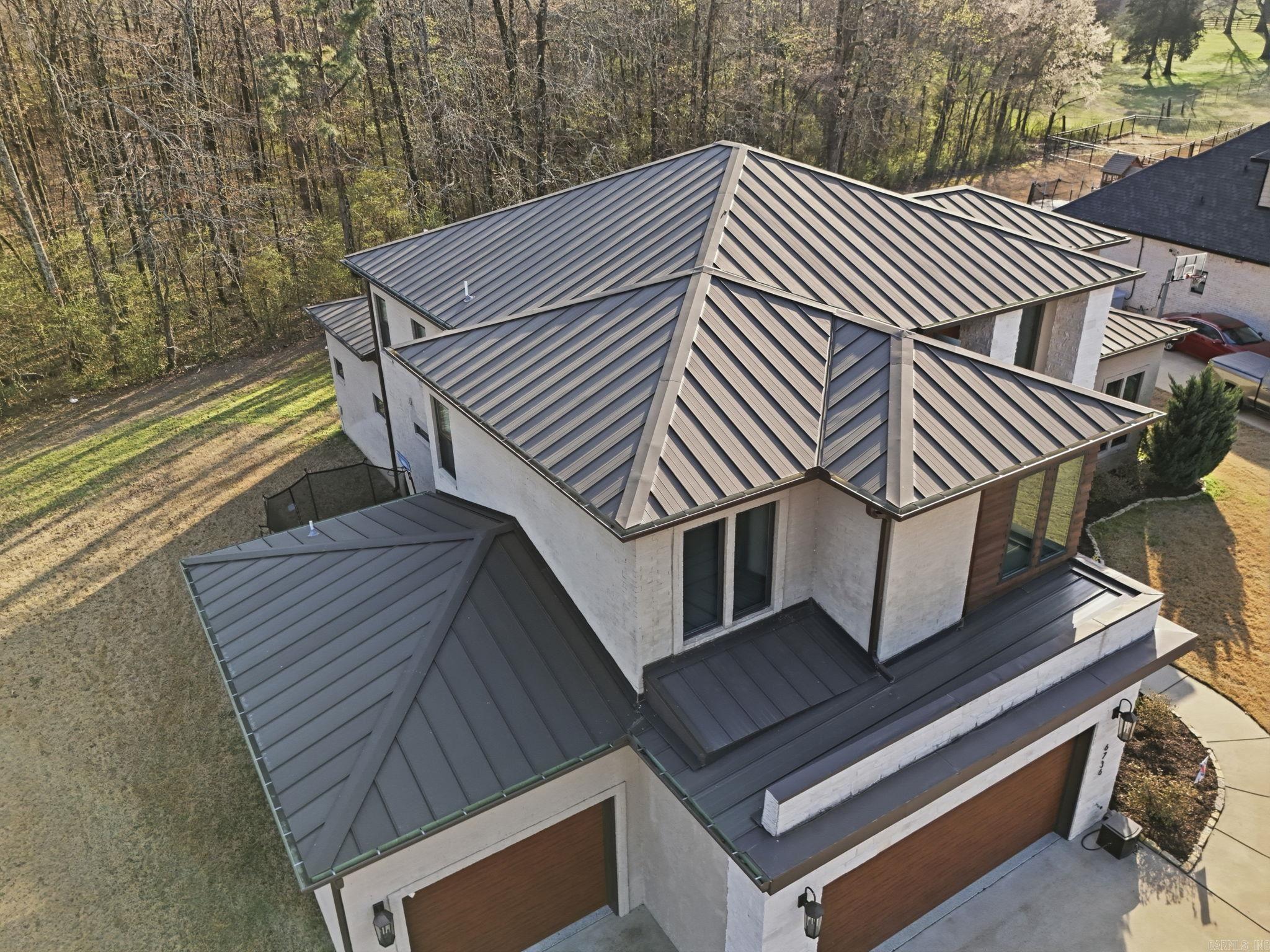 WEST LAKE VILLAGE - Residential