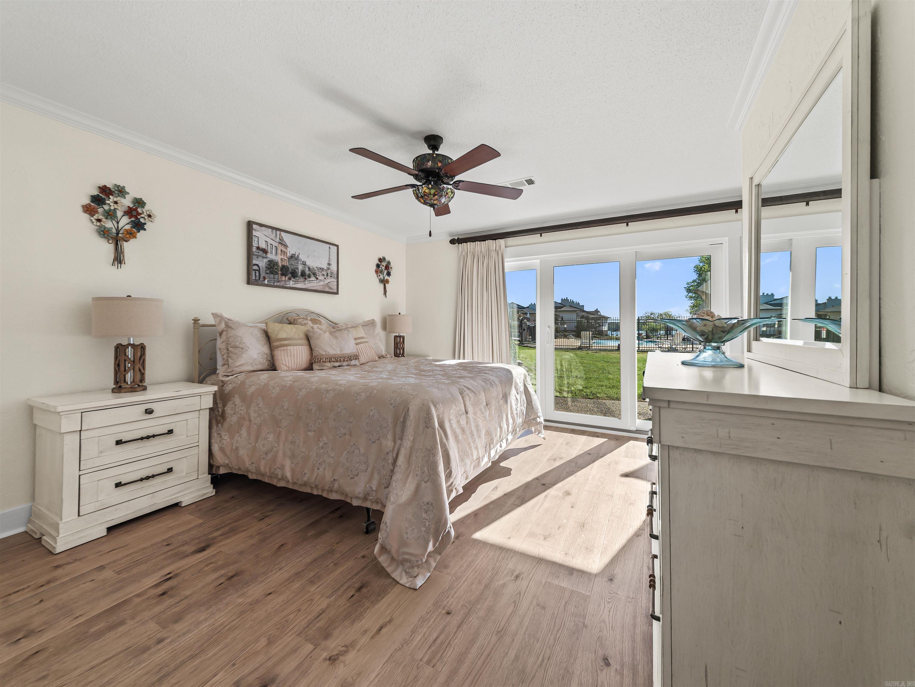 EMERALD ISLE HPR - Residential