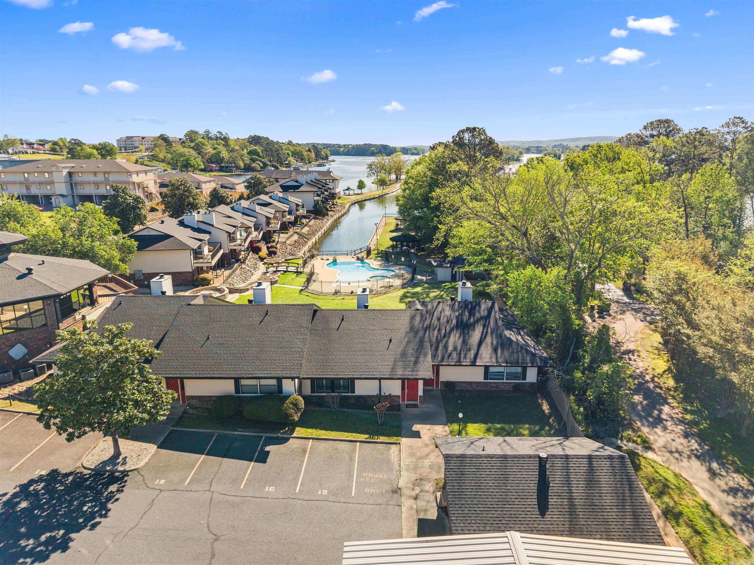 EMERALD ISLE HPR - Residential