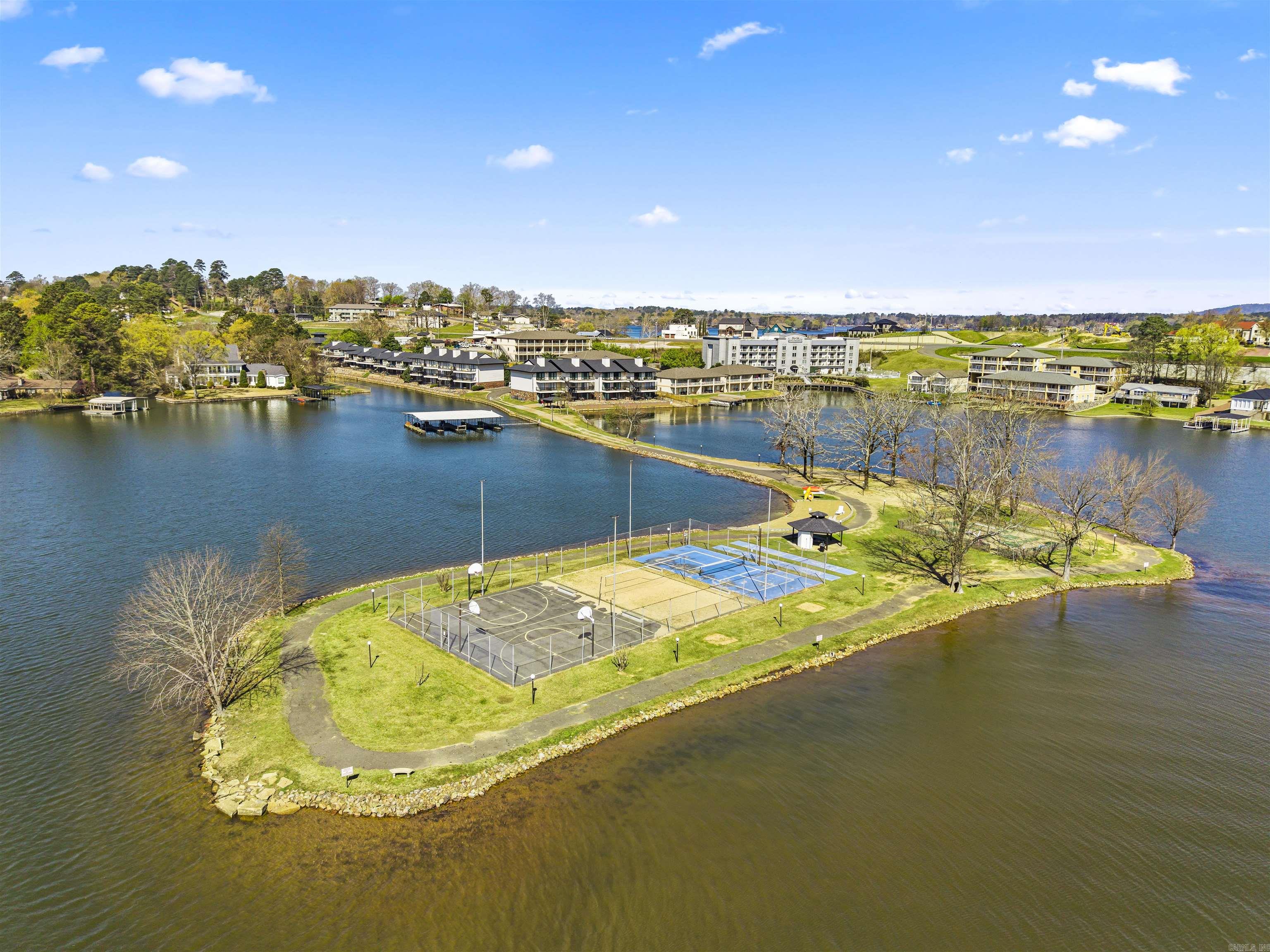 EMERALD ISLE HPR - Residential