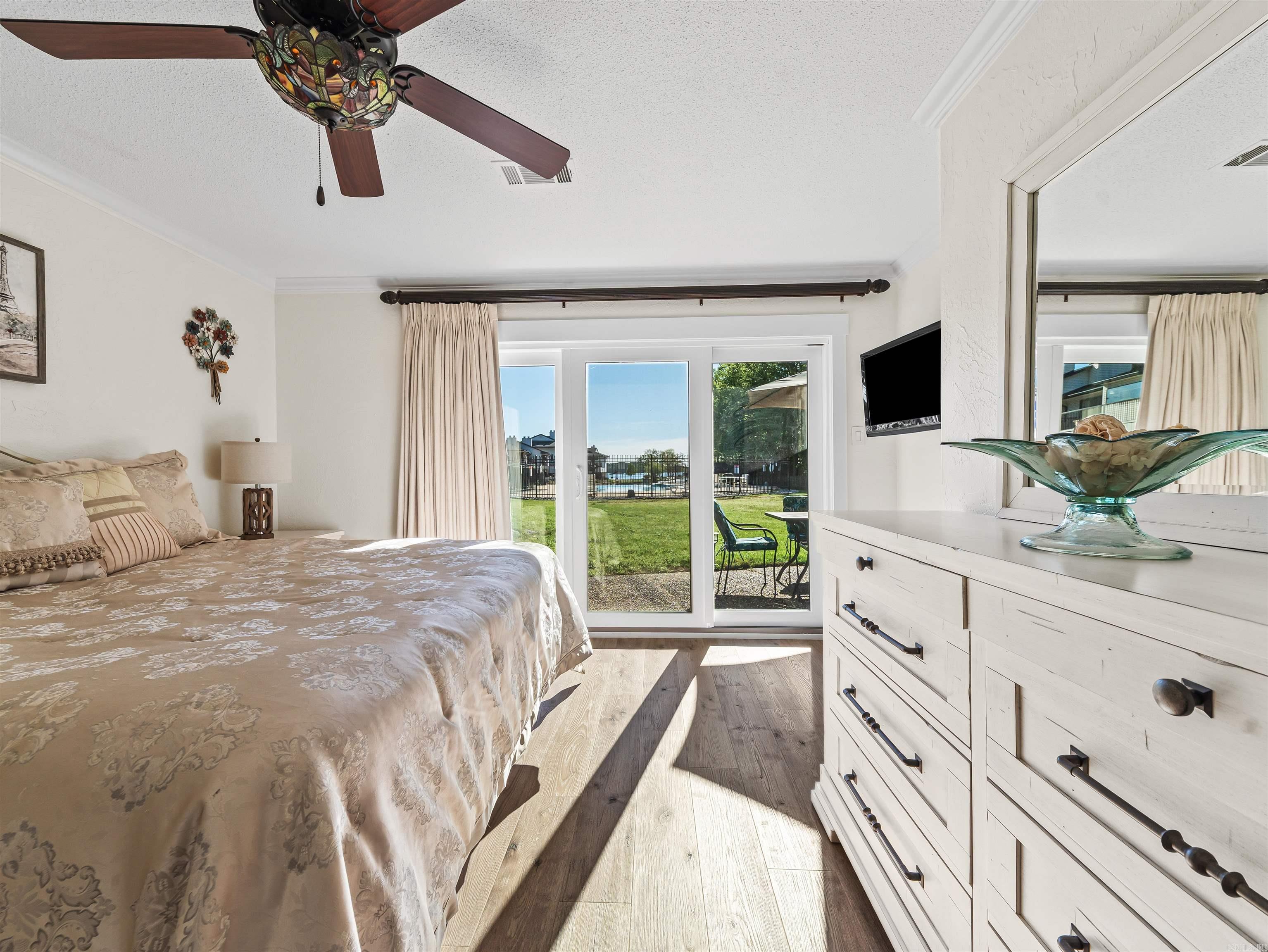 EMERALD ISLE HPR - Residential