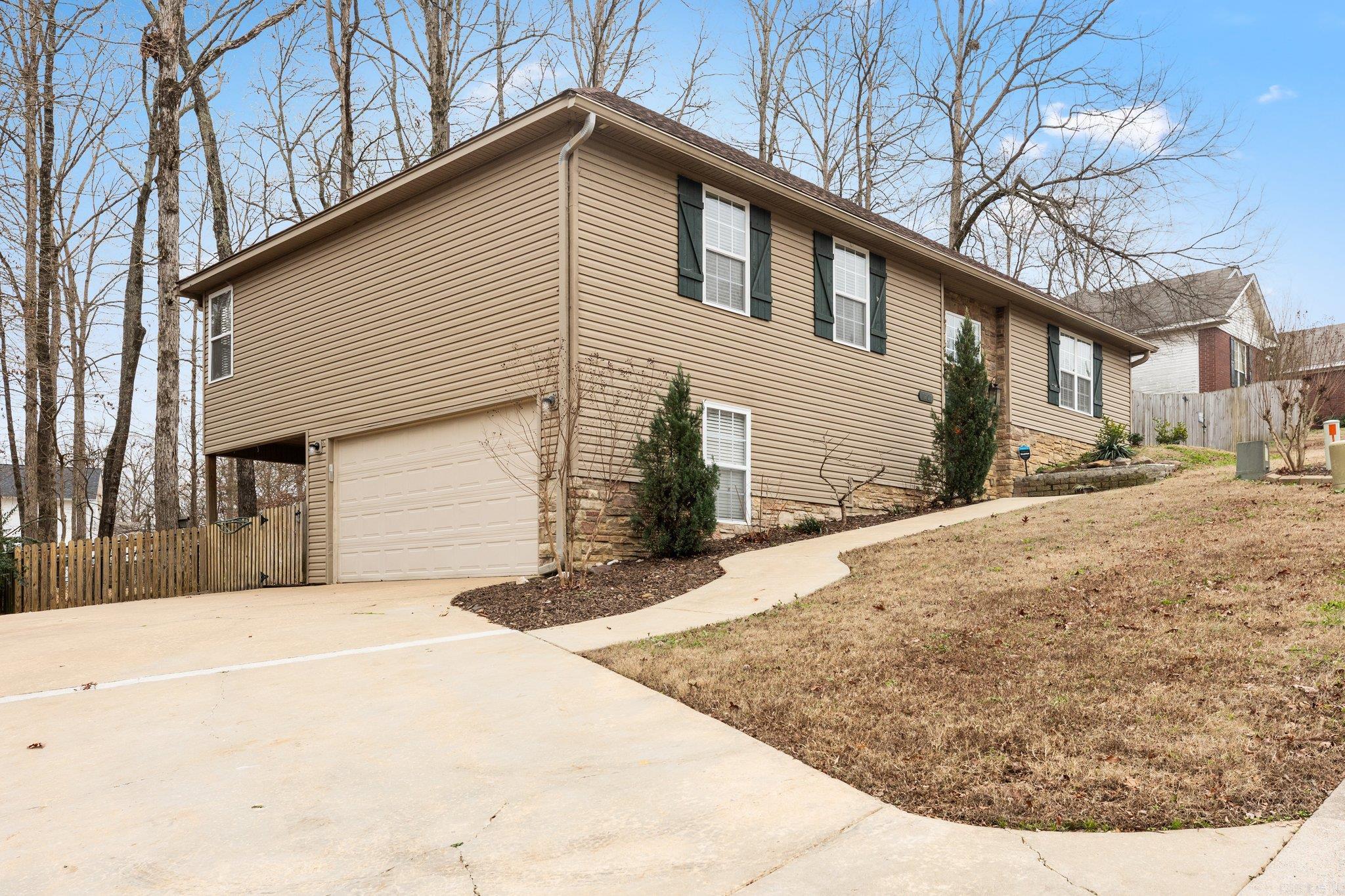 HARTFORD HILLS - Residential